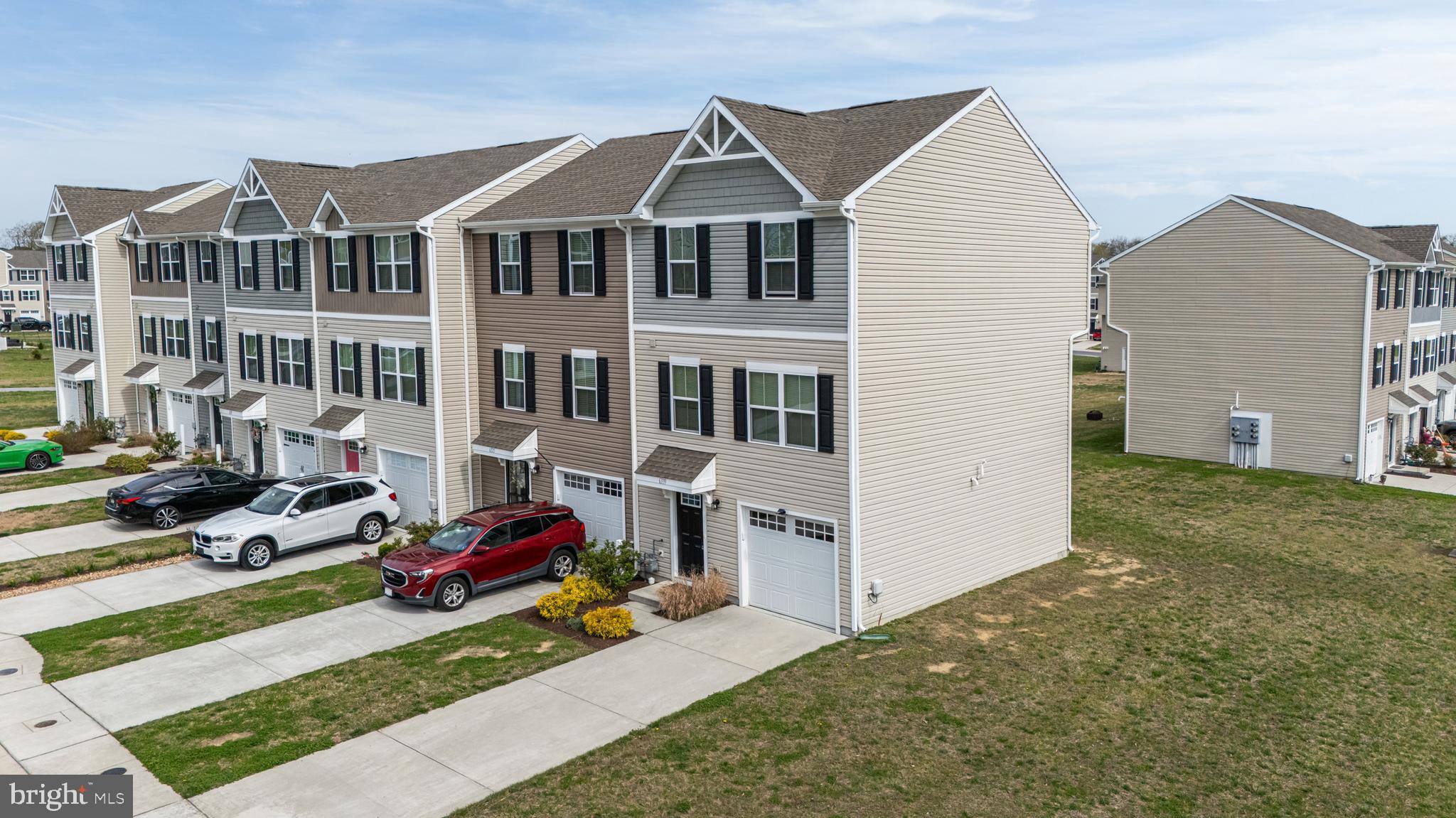 BROOKSTONE TRACE - Residential