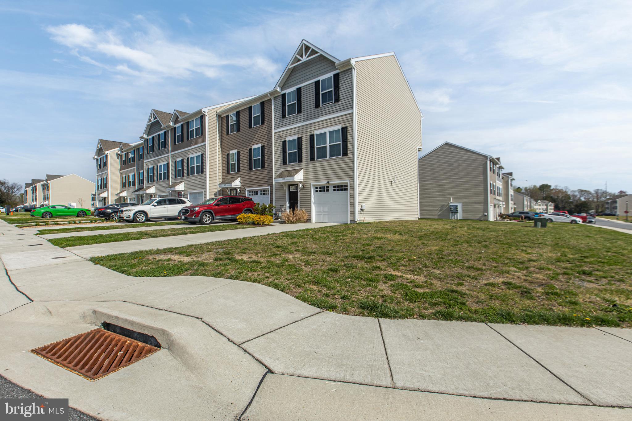 BROOKSTONE TRACE - Residential