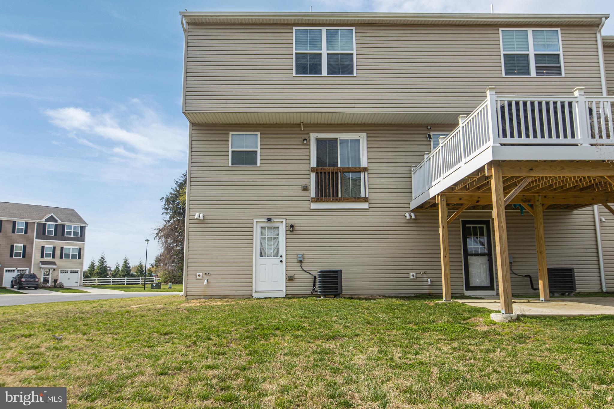 BROOKSTONE TRACE - Residential