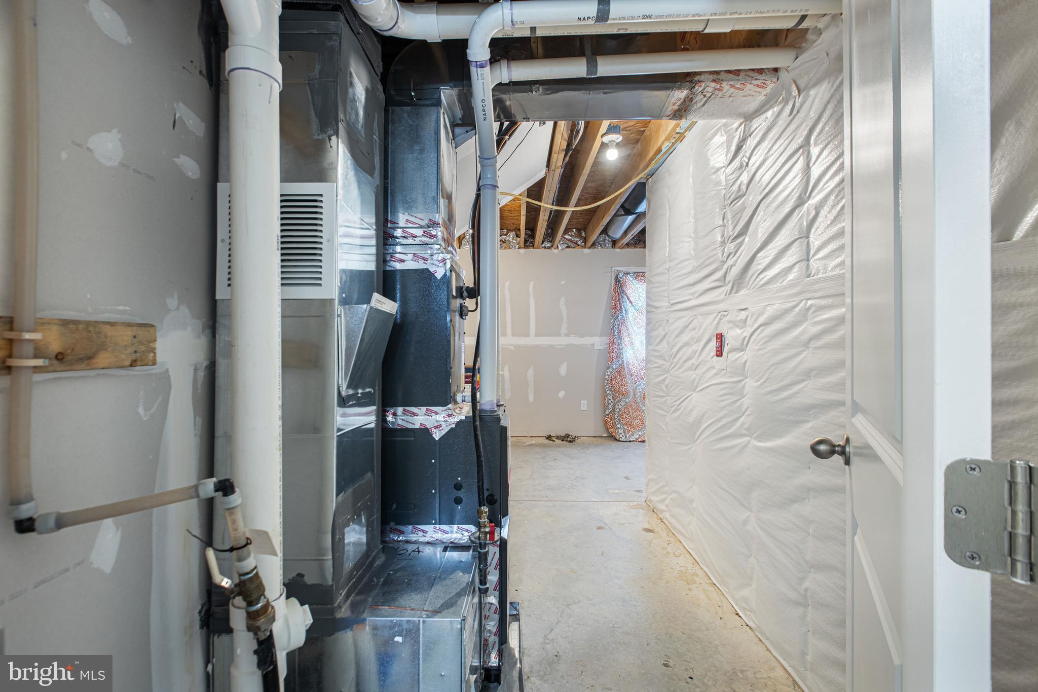 BROOKSTONE TRACE - Residential