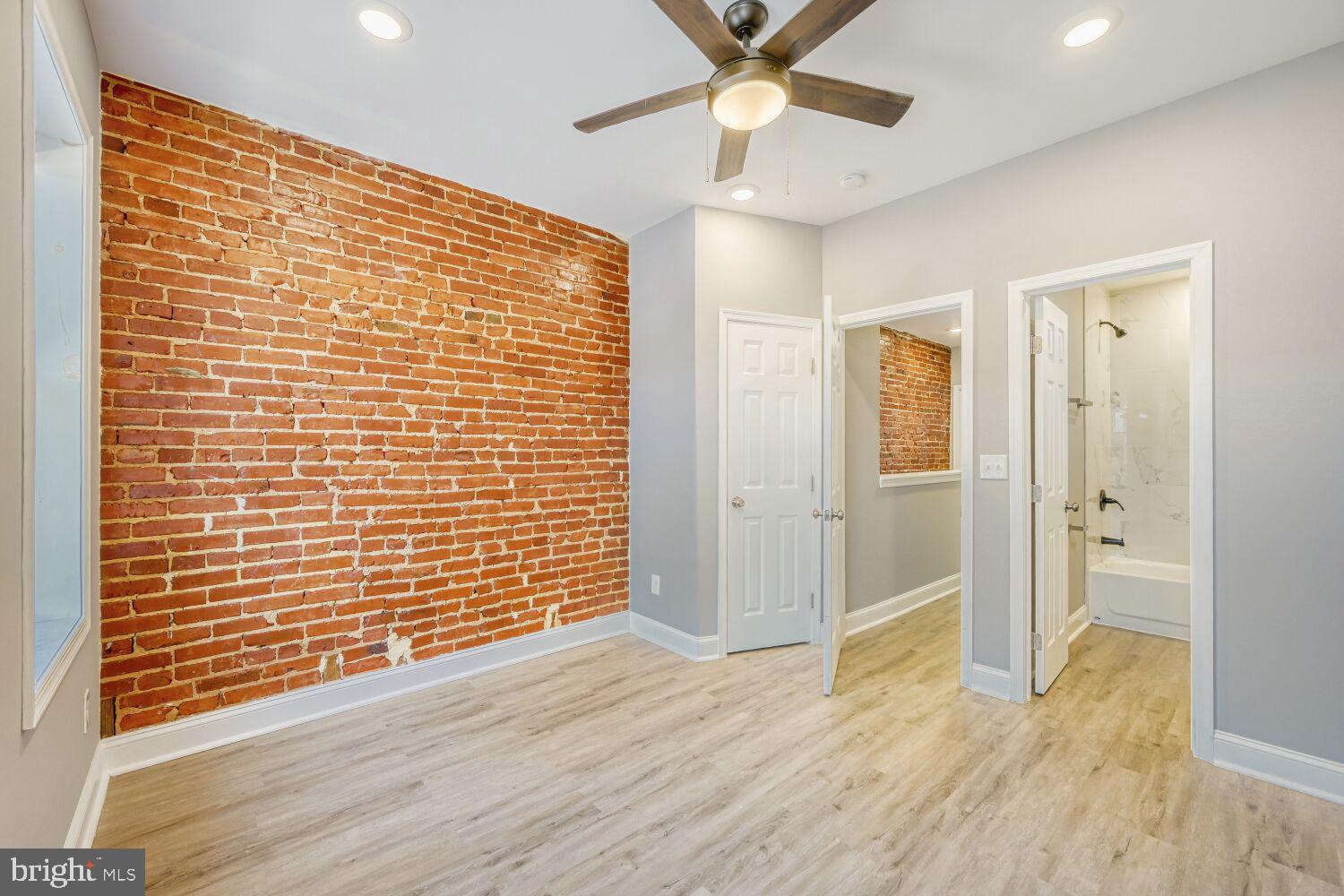 EAST BALTIMORE MIDWAY - Residential