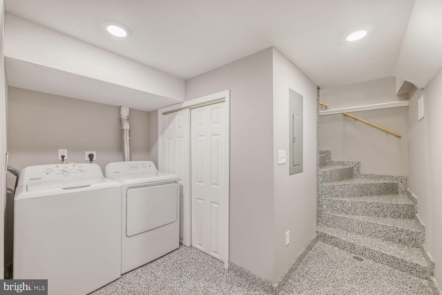 EAST BALTIMORE MIDWAY - Residential