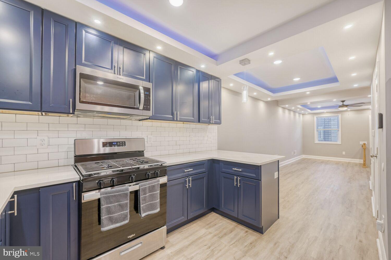 EAST BALTIMORE MIDWAY - Residential