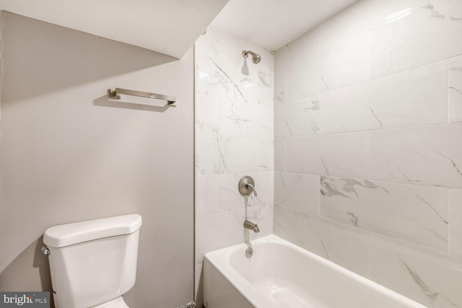 EAST BALTIMORE MIDWAY - Residential