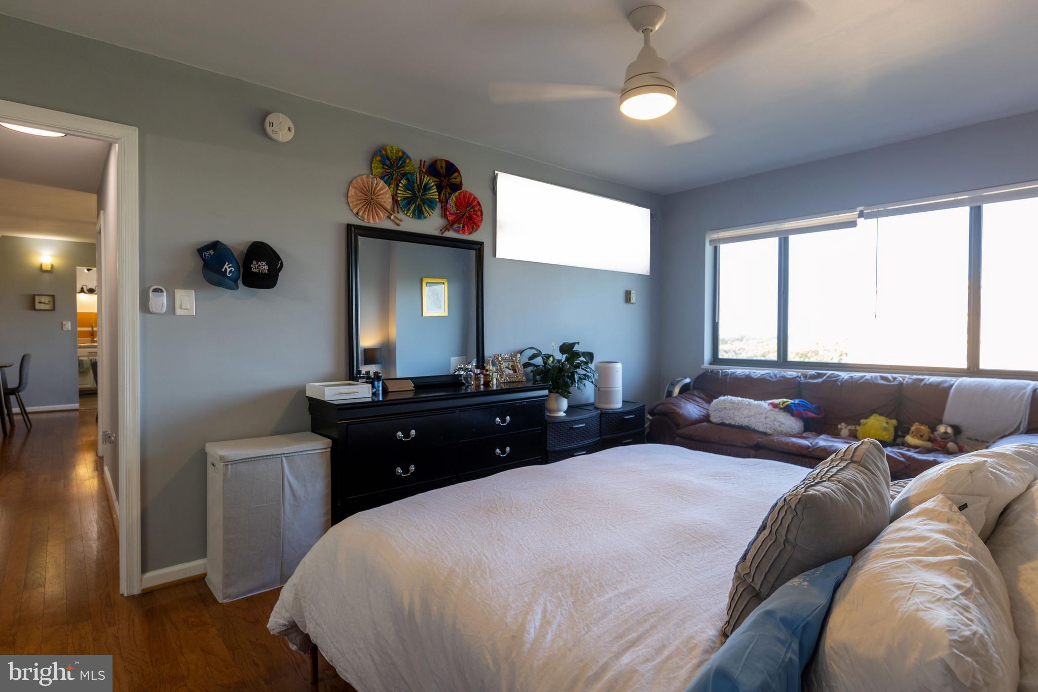 PINEWAY TOWERS - Residential Lease