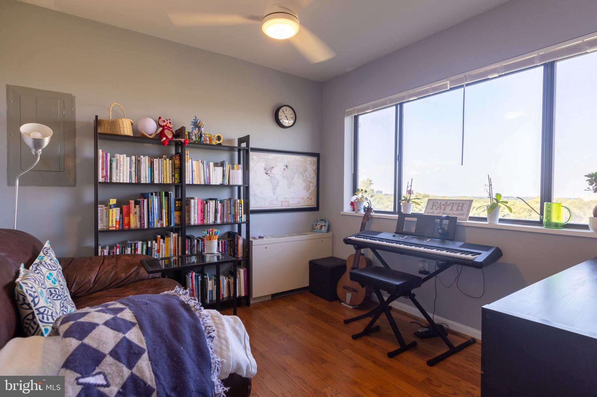 PINEWAY TOWERS - Residential Lease