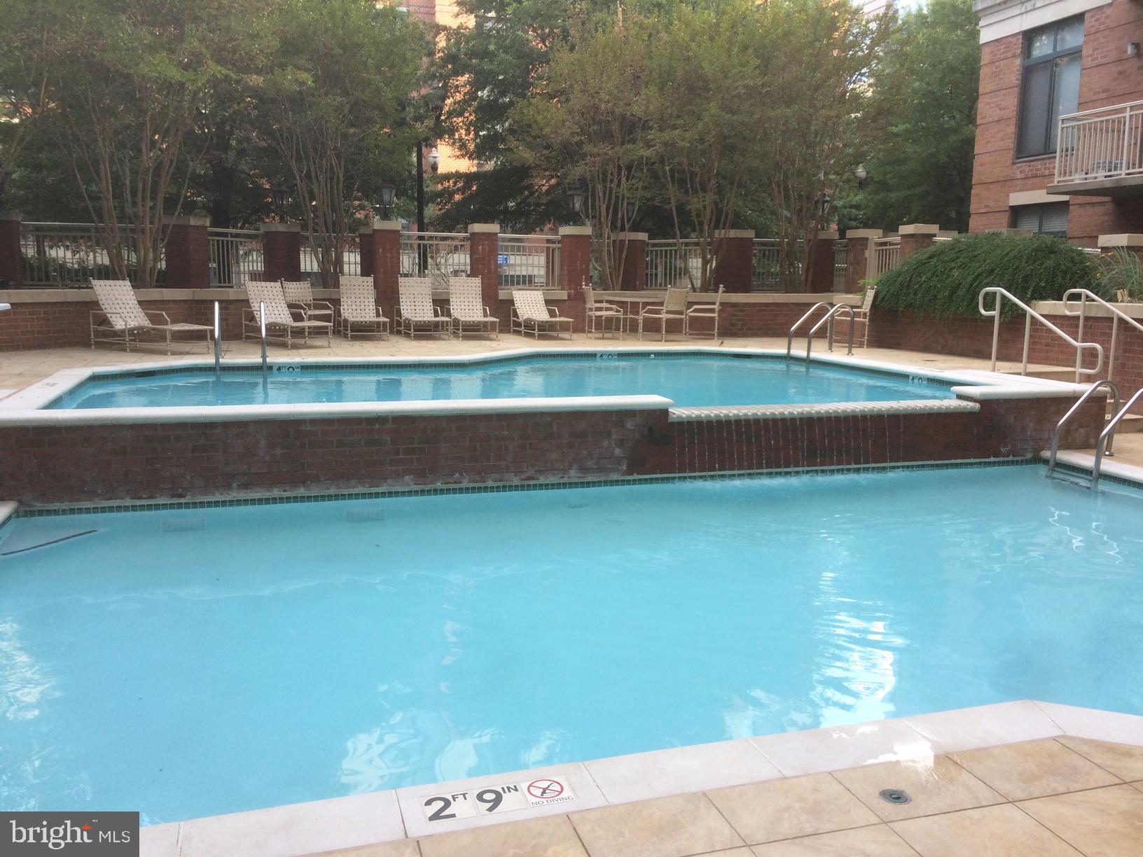 STATION SQUARE - Residential Lease