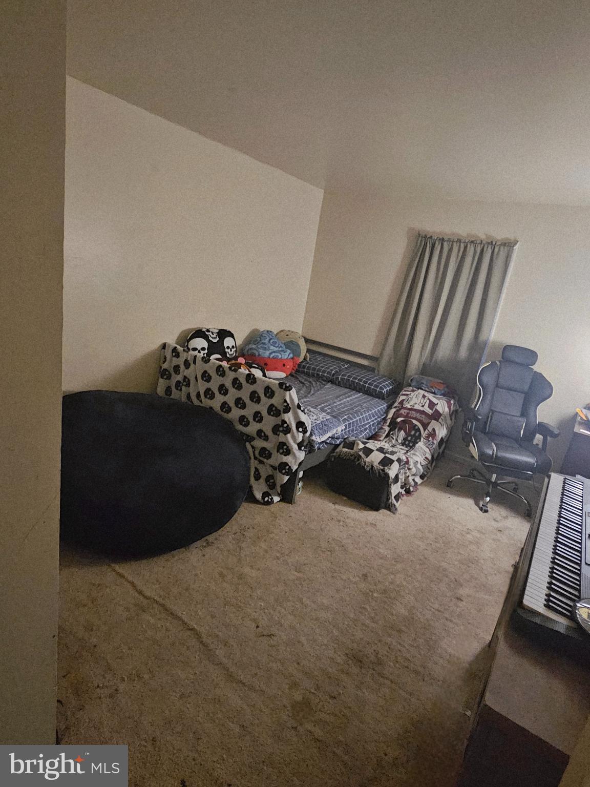 FOX CHASE - Residential