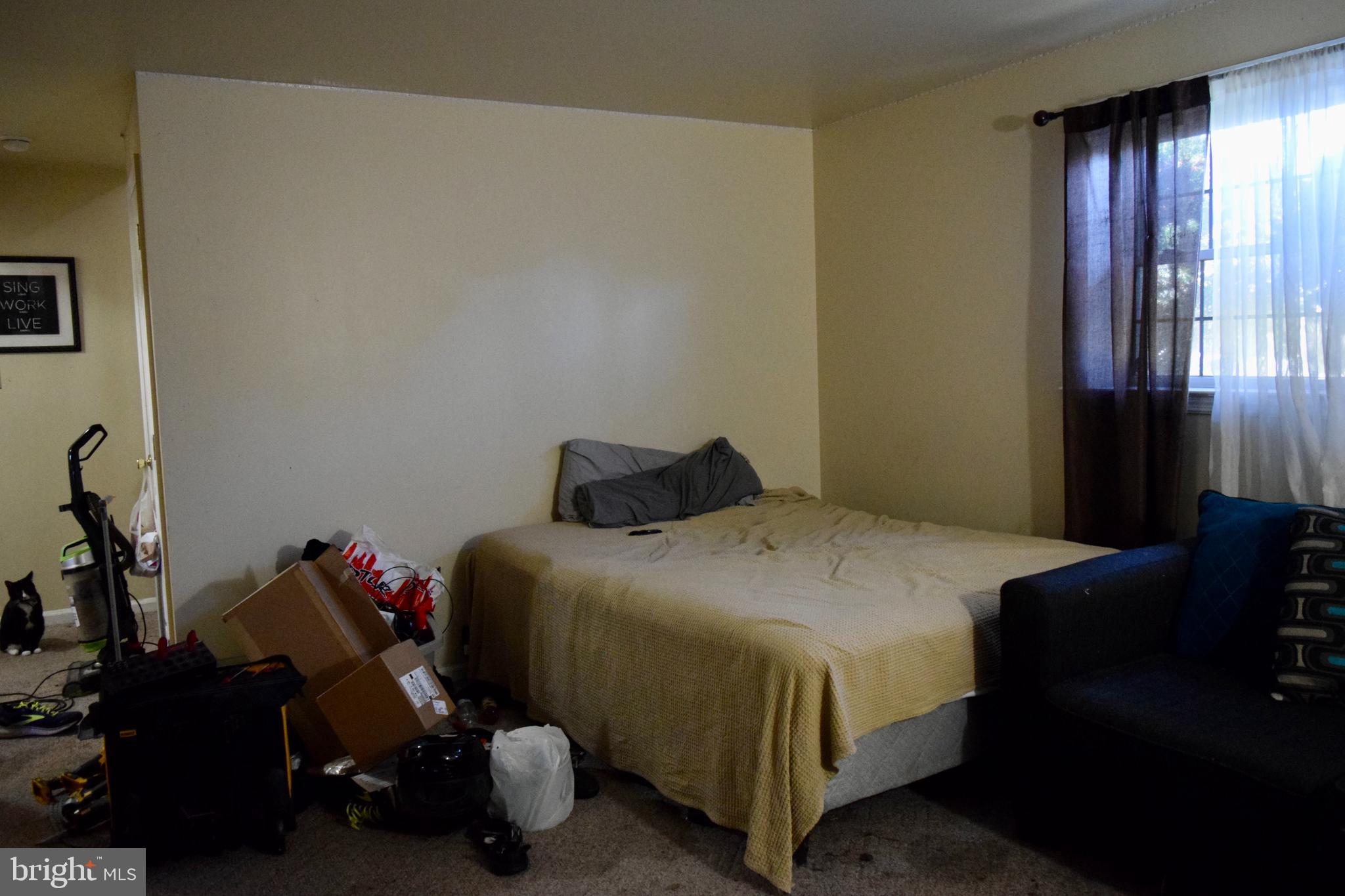 1125 ASHBOURNE DRIVE