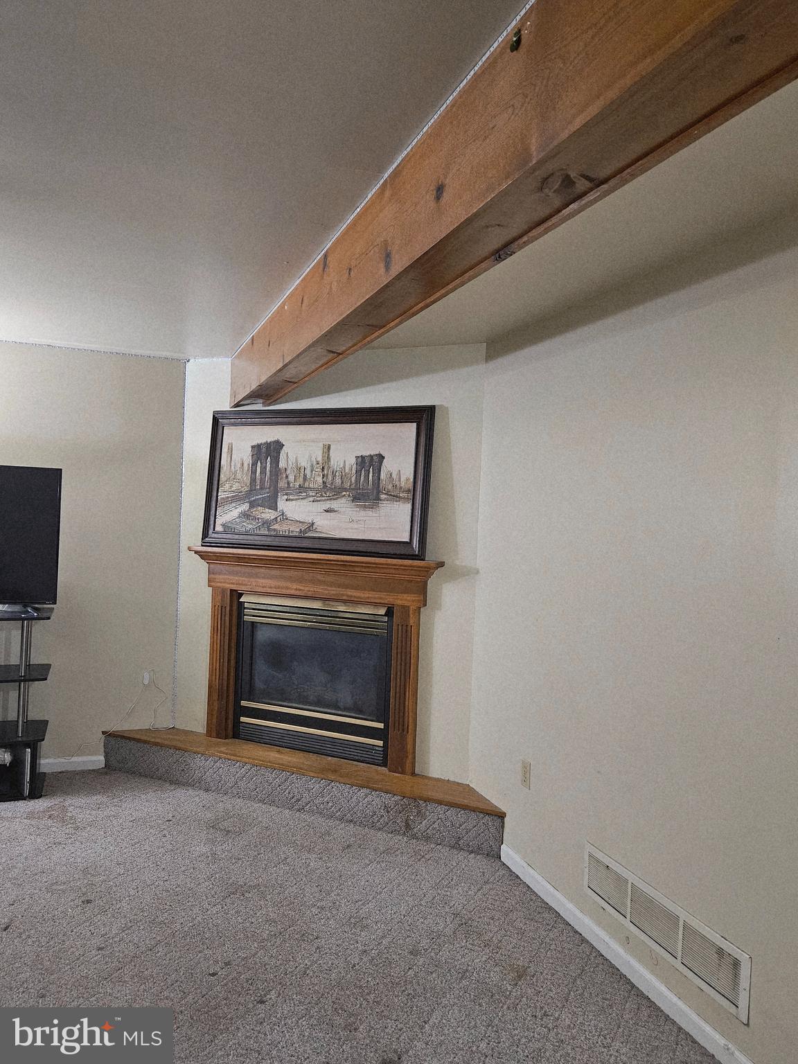 FOX CHASE - Residential