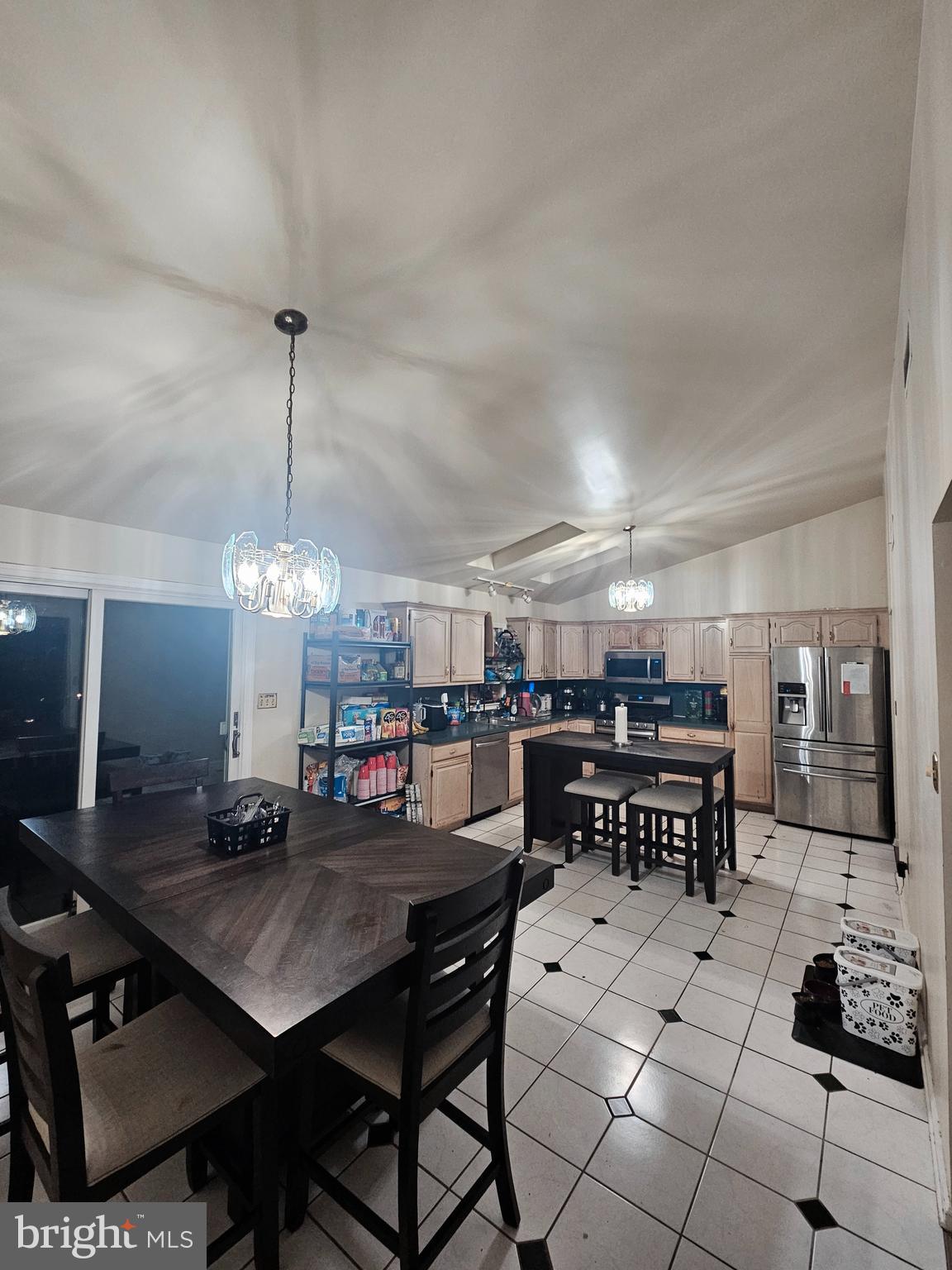 FOX CHASE - Residential