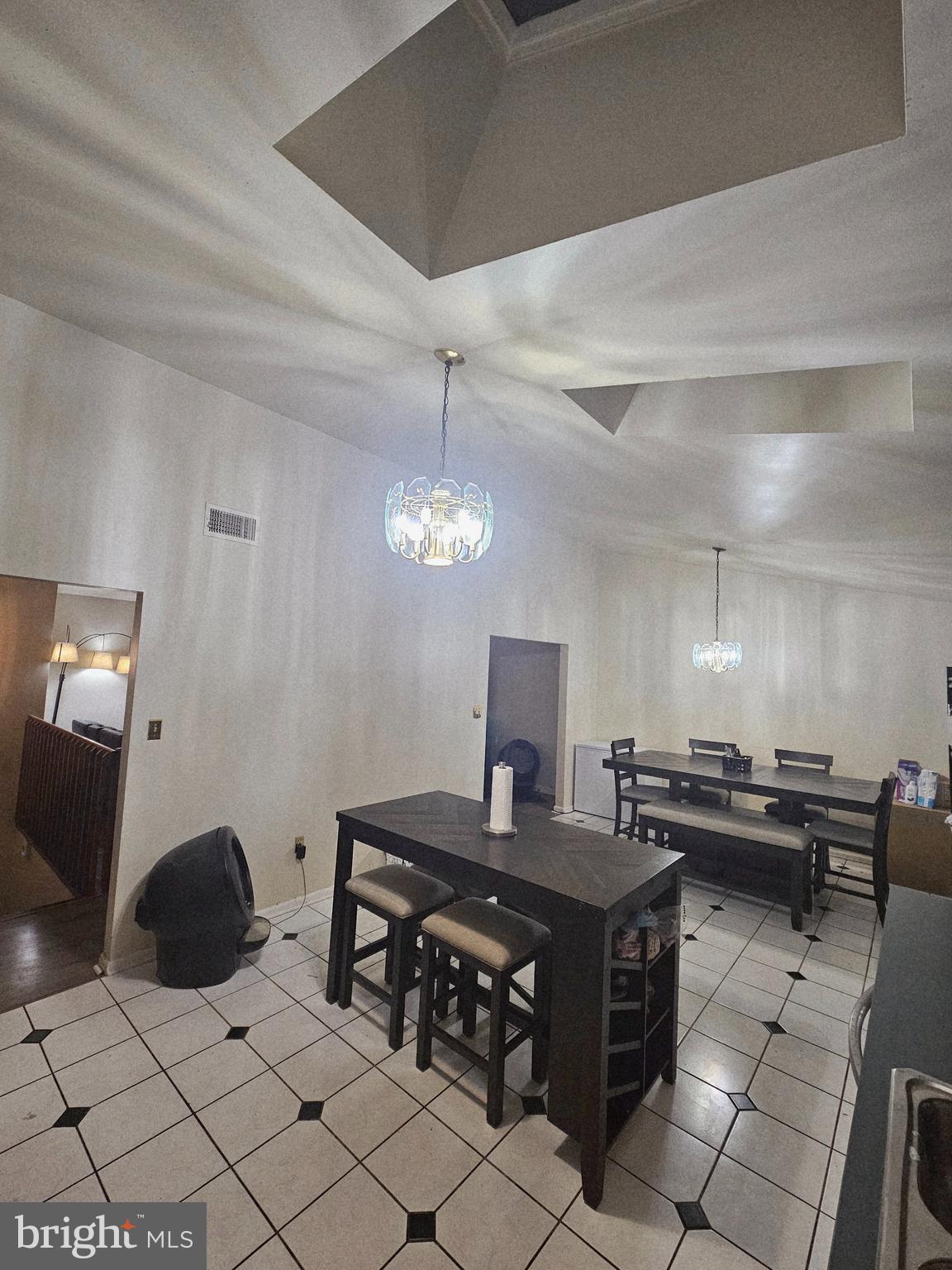 FOX CHASE - Residential