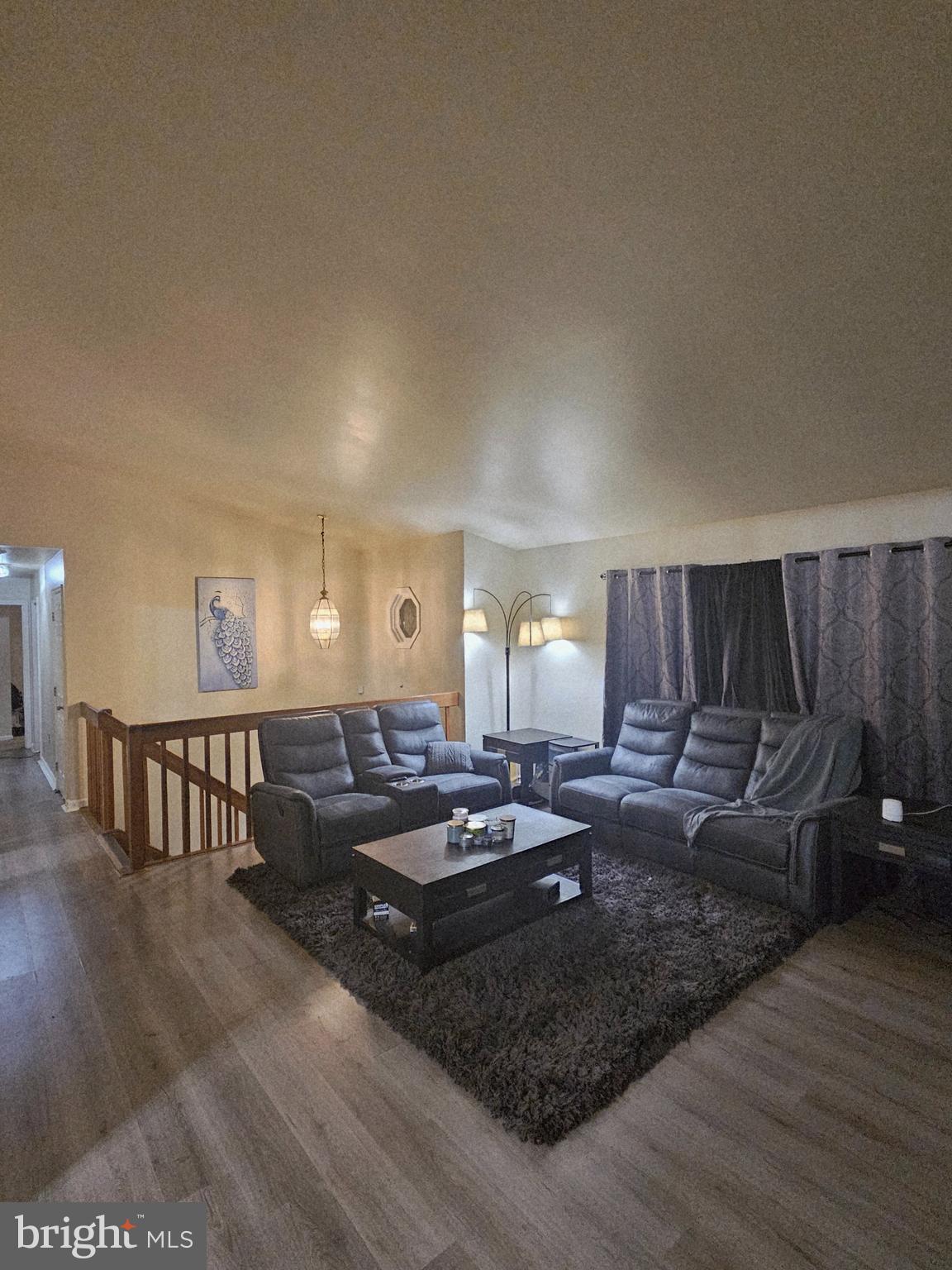 FOX CHASE - Residential