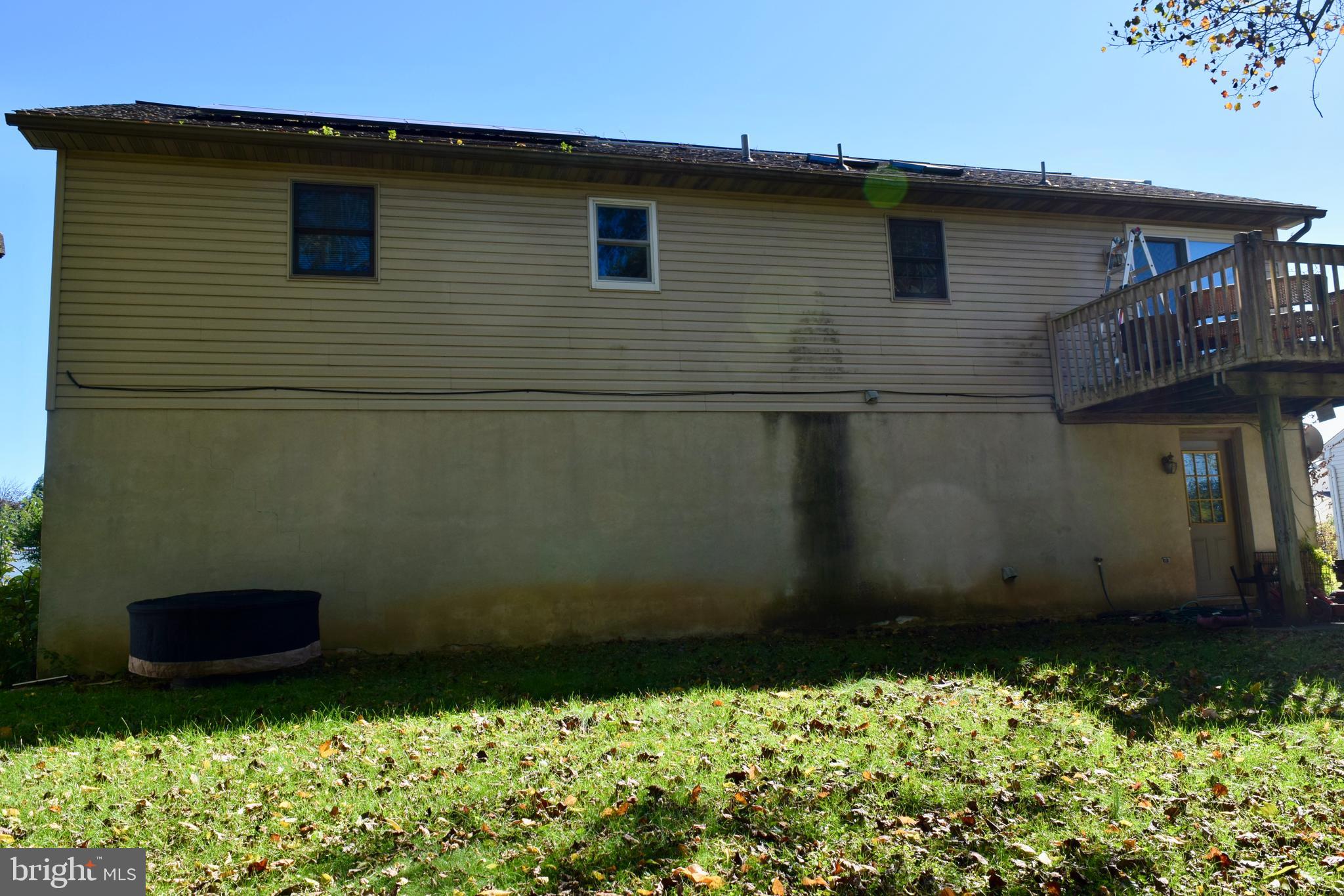 1125 ASHBOURNE DRIVE