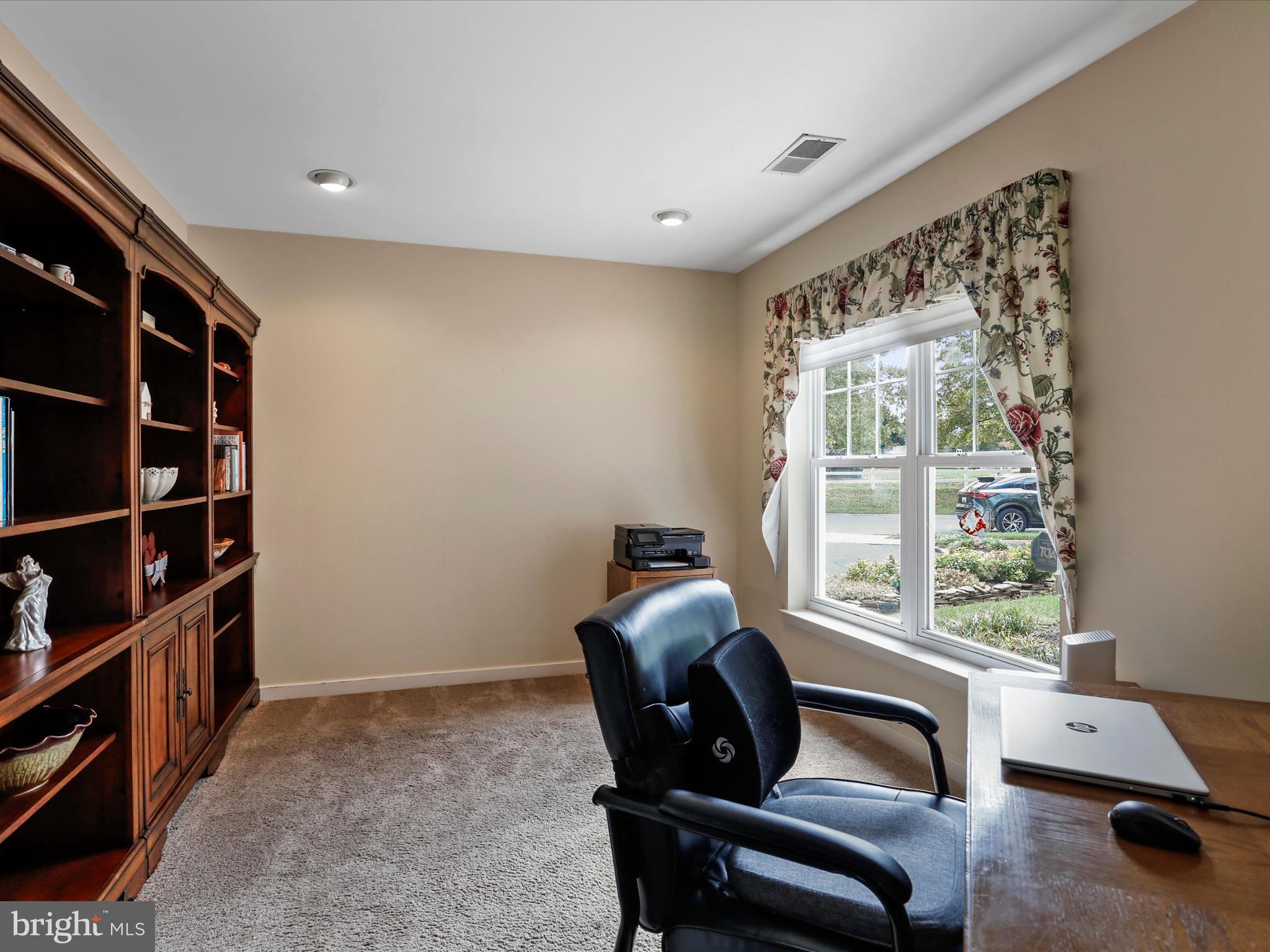 THE MEADOW AT NEW MARKET - Residential