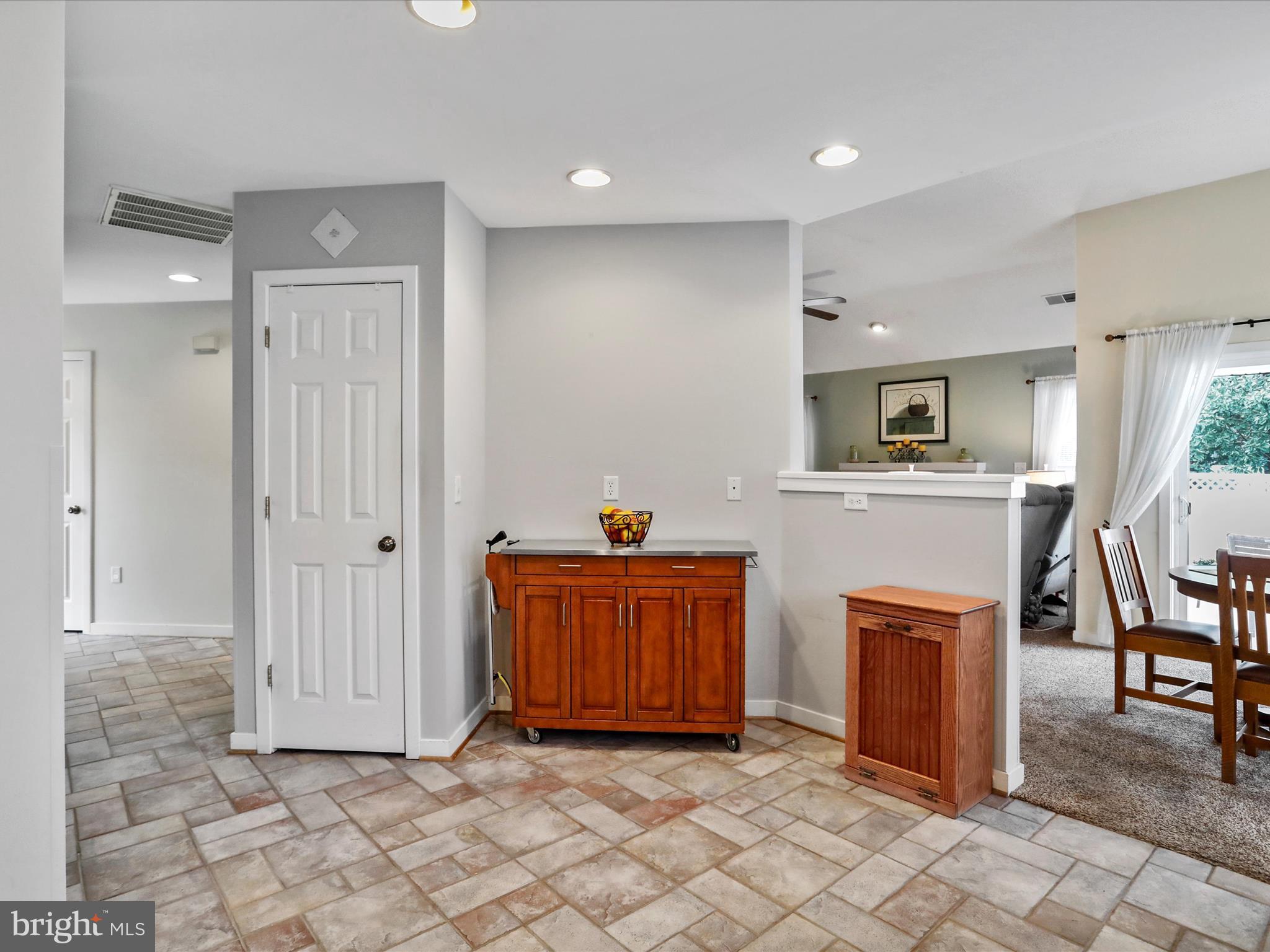 THE MEADOW AT NEW MARKET - Residential