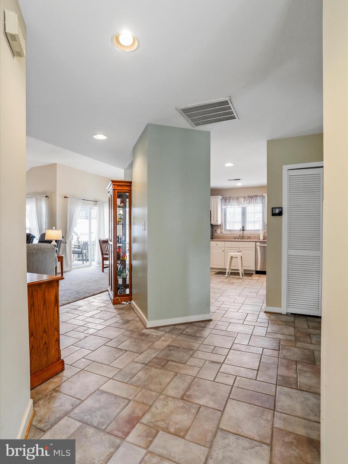 THE MEADOW AT NEW MARKET - Residential