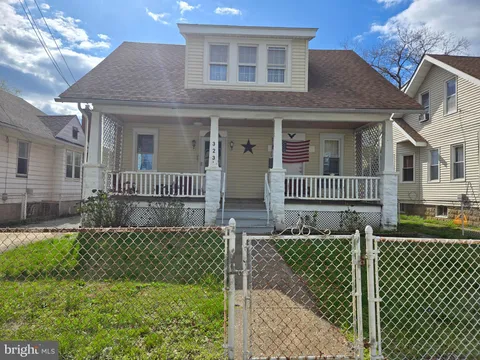 323 Evergreen Avenue, Oaklyn, NJ MLS: NJCD2090982