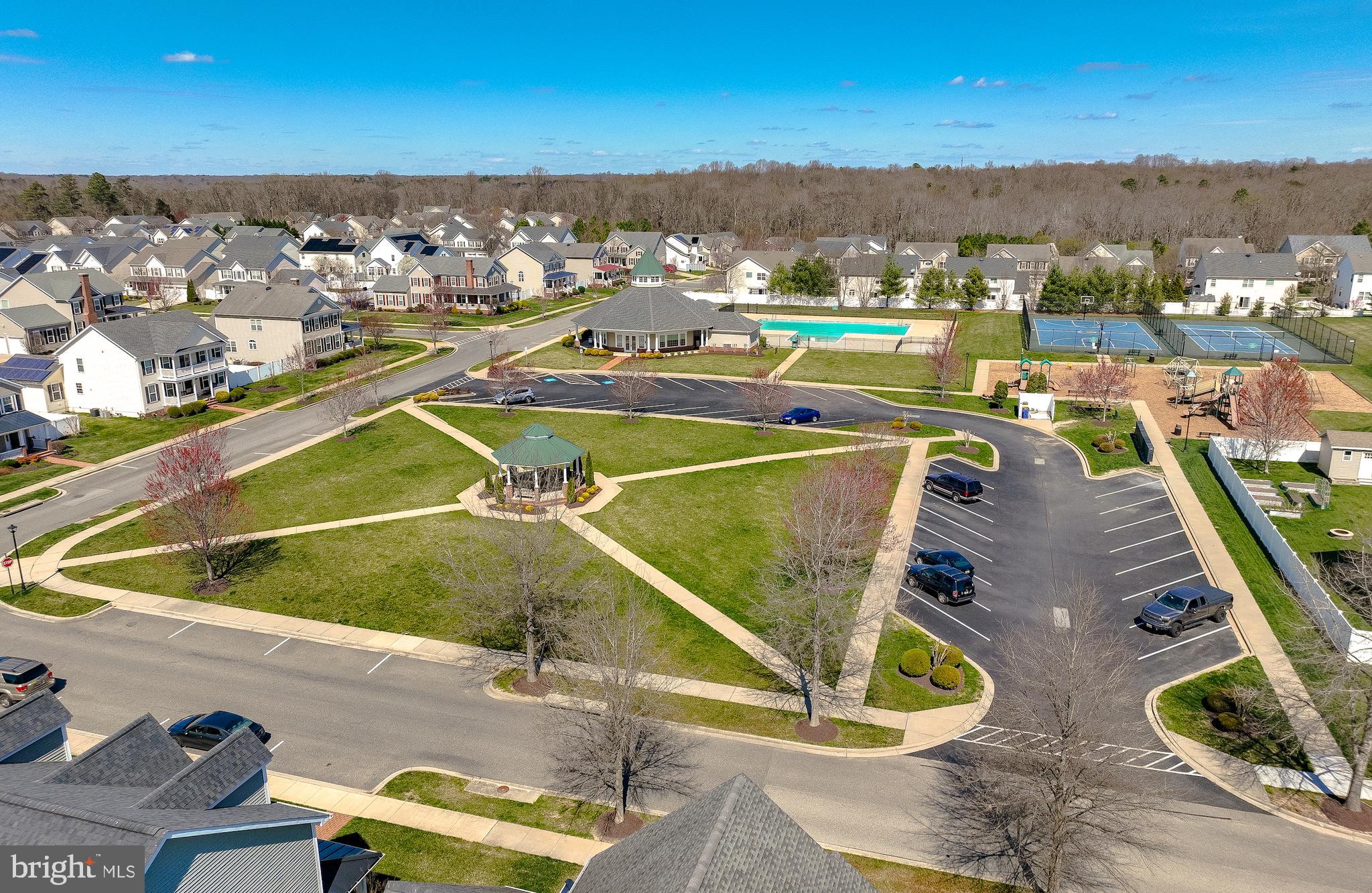 LEONARDS GRANT - Residential