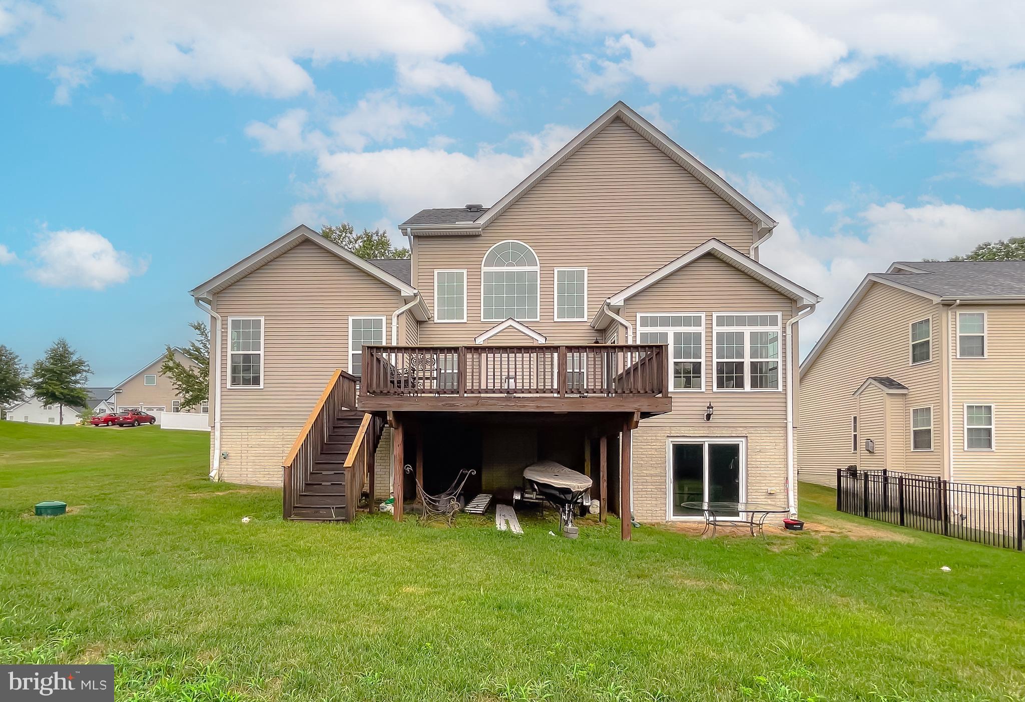 LEONARDS GRANT - Residential