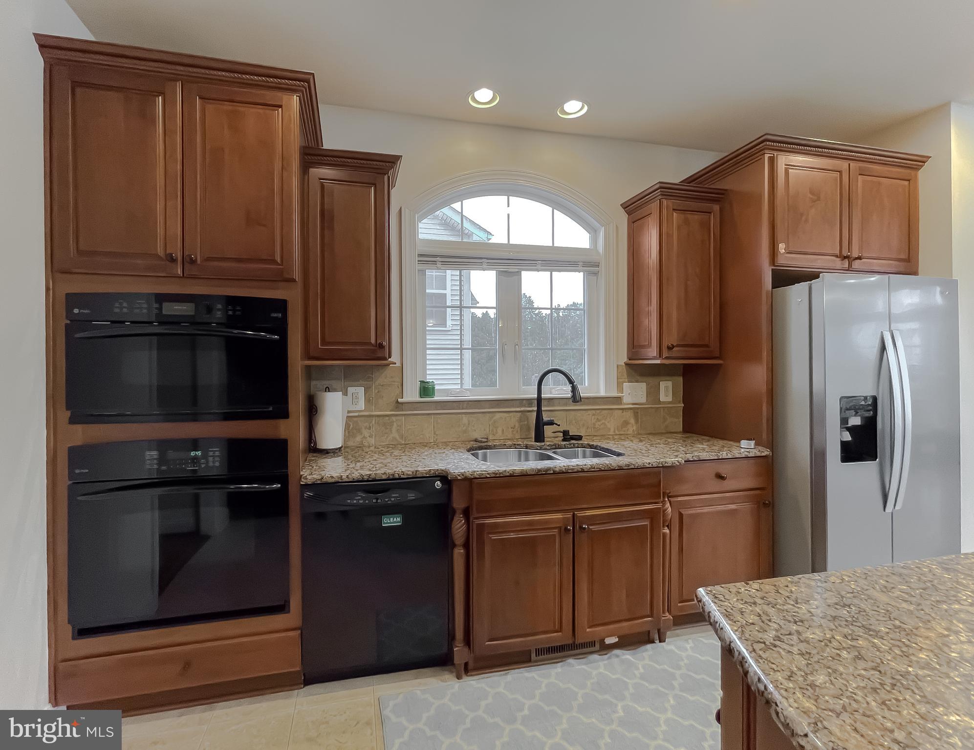 LEONARDS GRANT - Residential