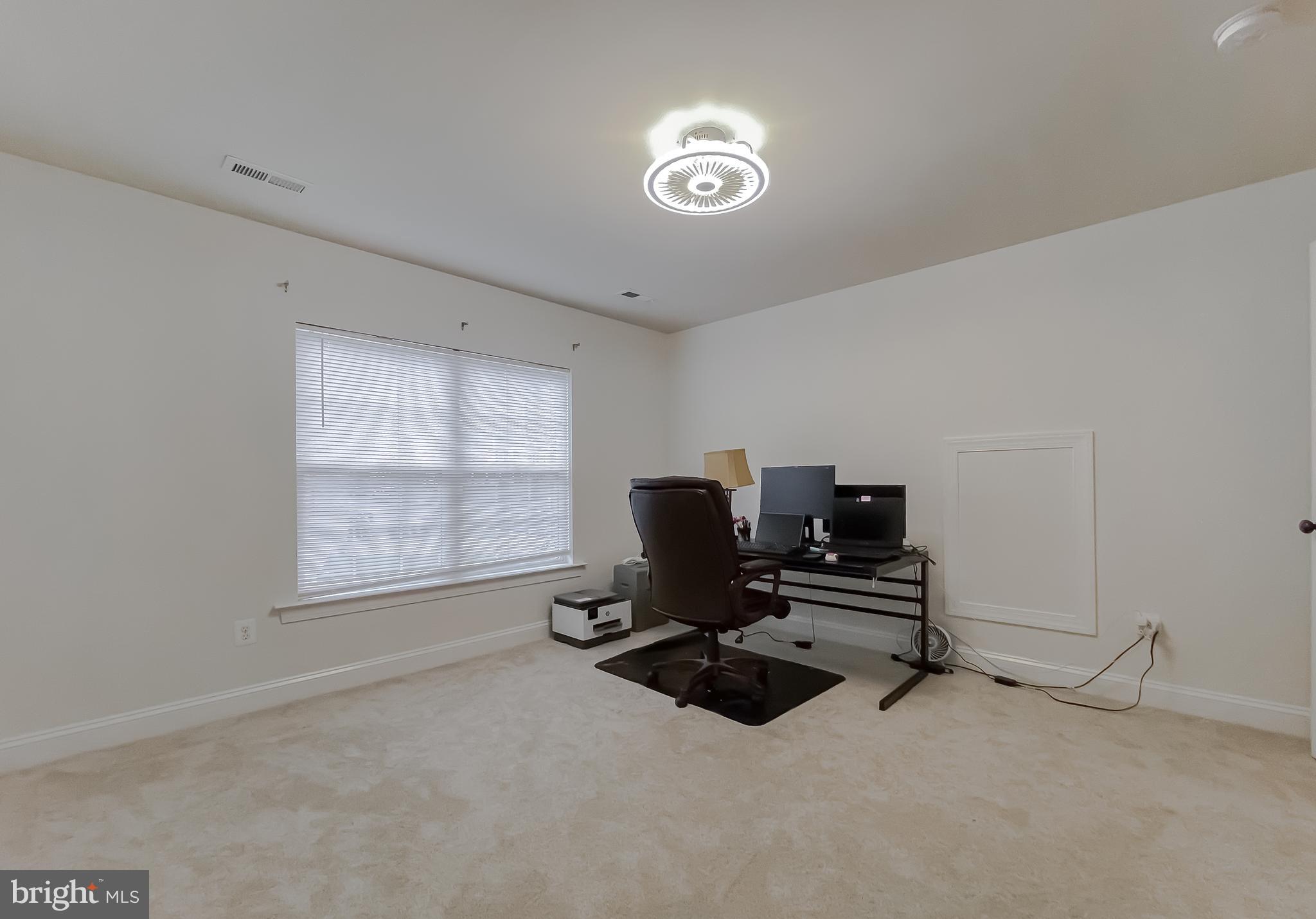 LEONARDS GRANT - Residential