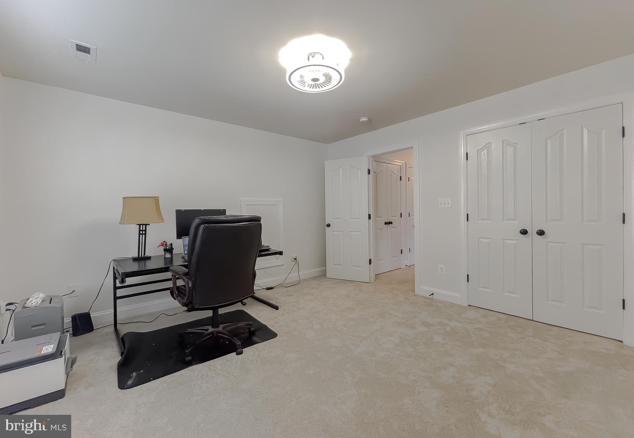 LEONARDS GRANT - Residential