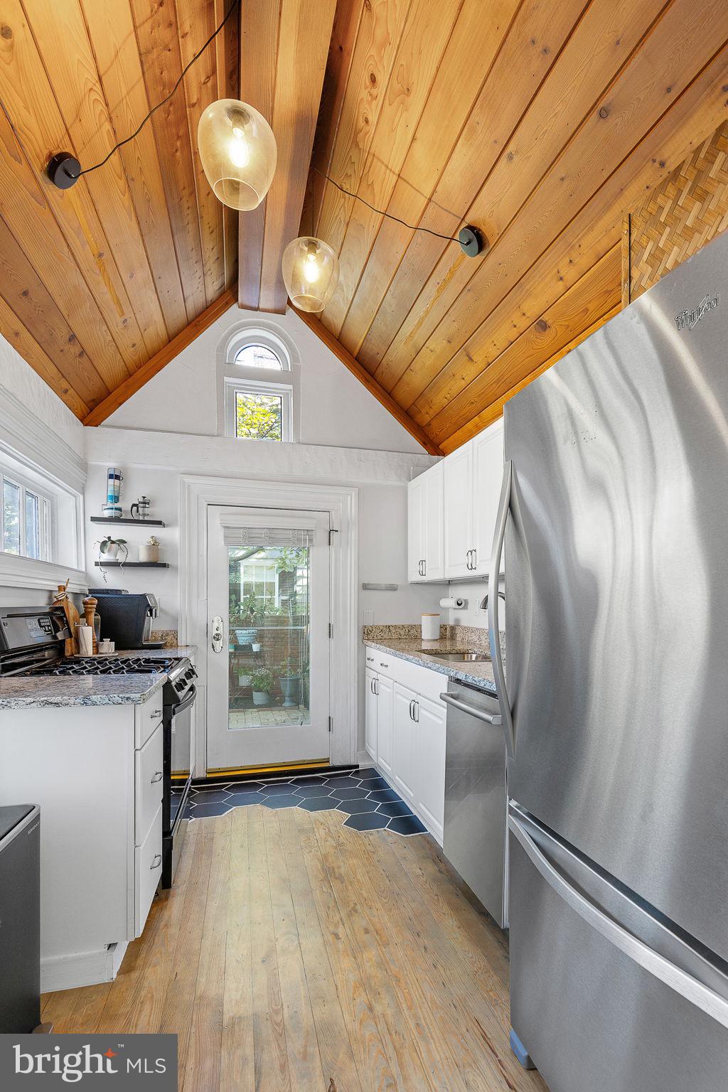 OLD TOWN - Residential