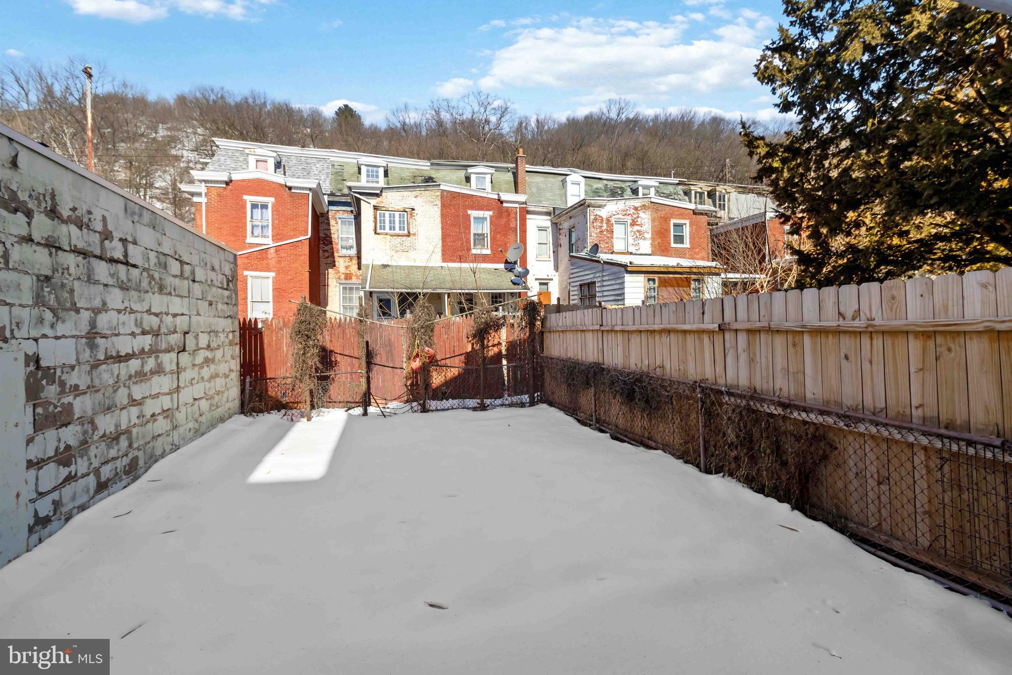 SHAMOKIN - Residential