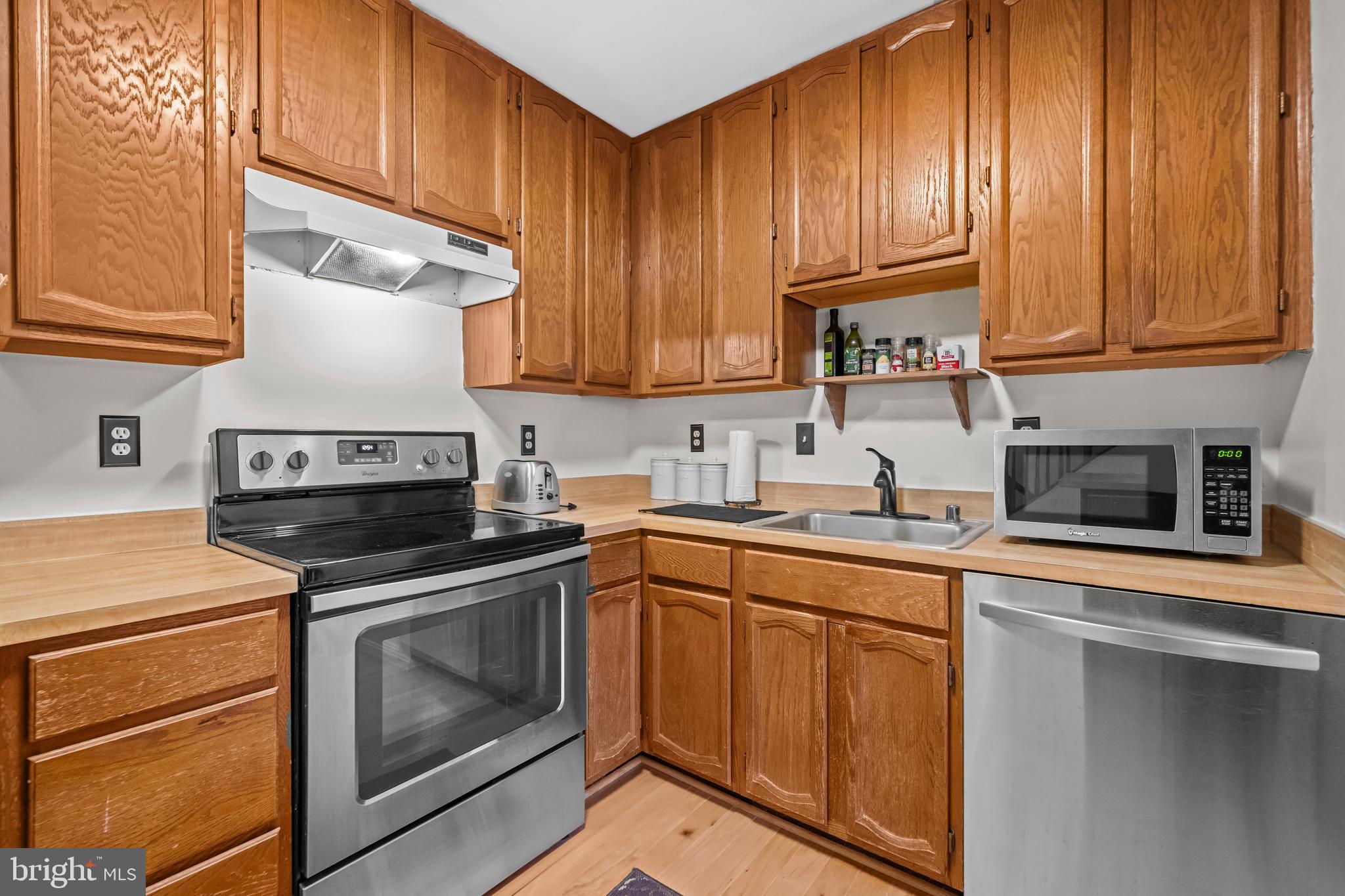 LITTLE RIVER MEWS - Residential