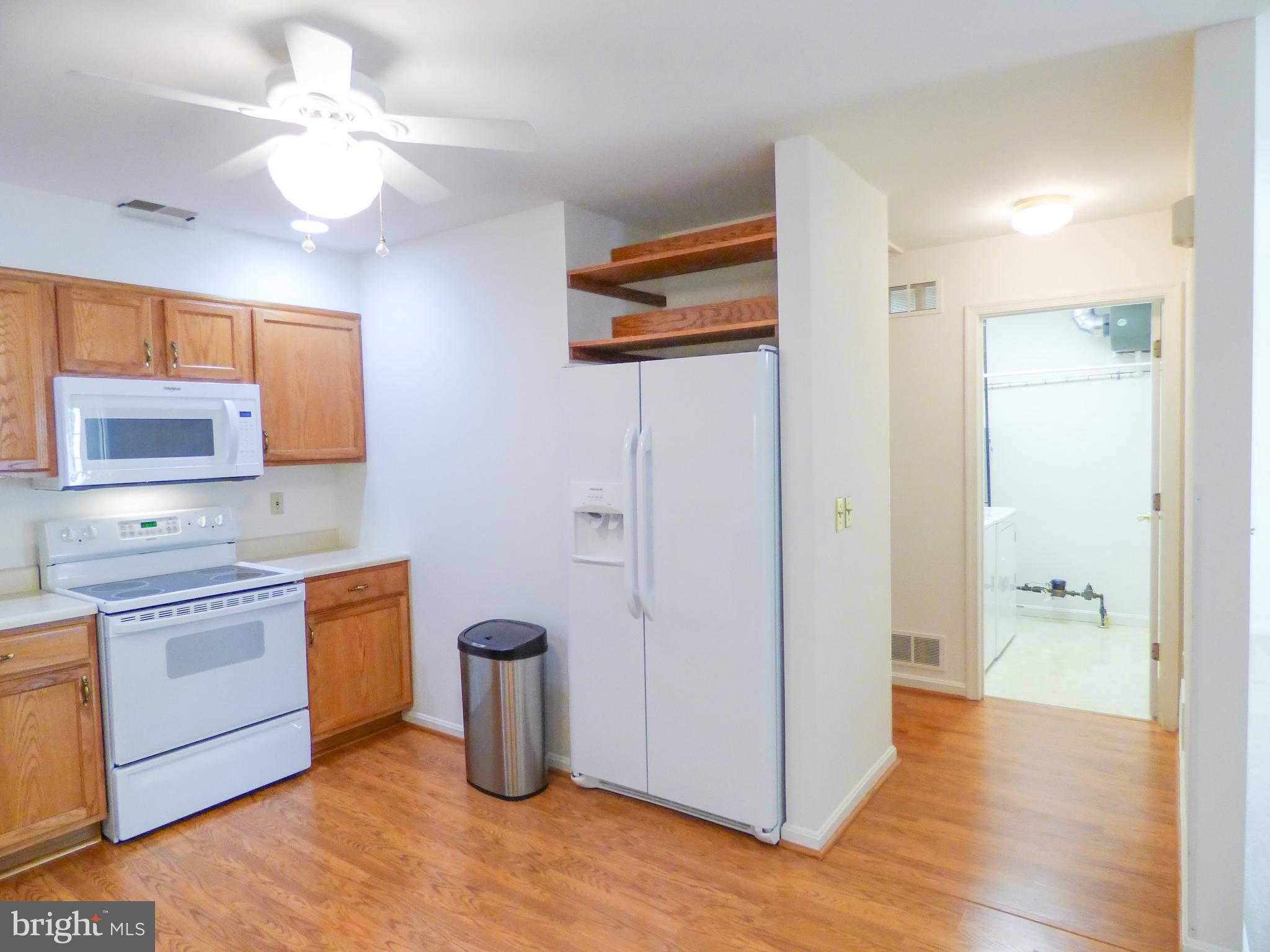 LONGSTOWN VILLAGE - Residential