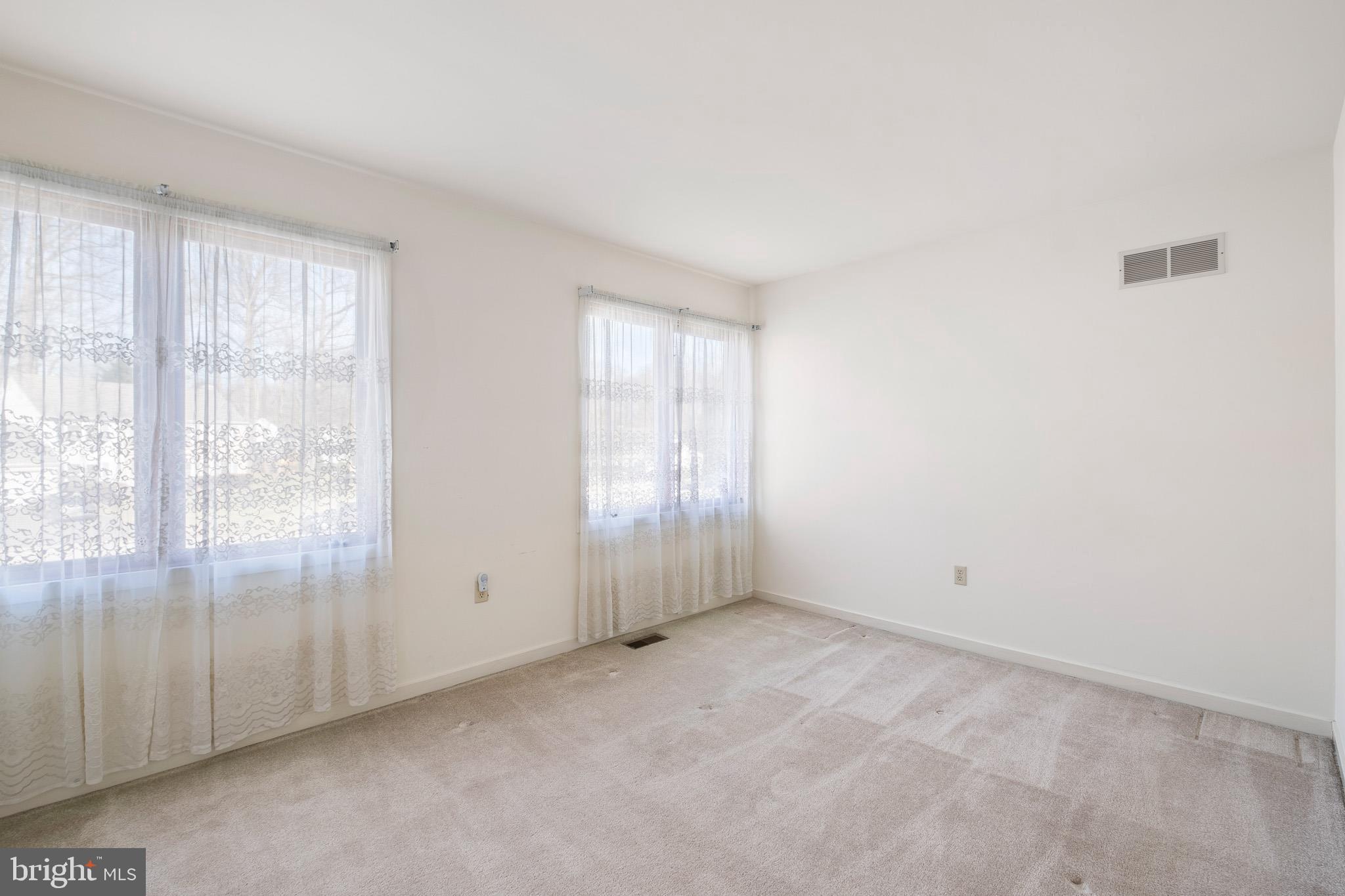 LIMESTONE HILLS - Residential