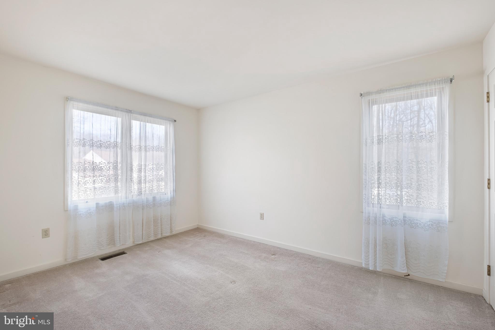 LIMESTONE HILLS - Residential