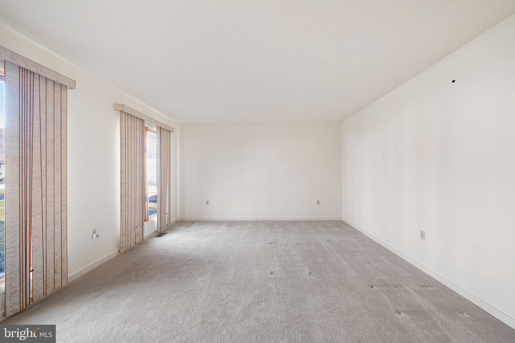 LIMESTONE HILLS - Residential