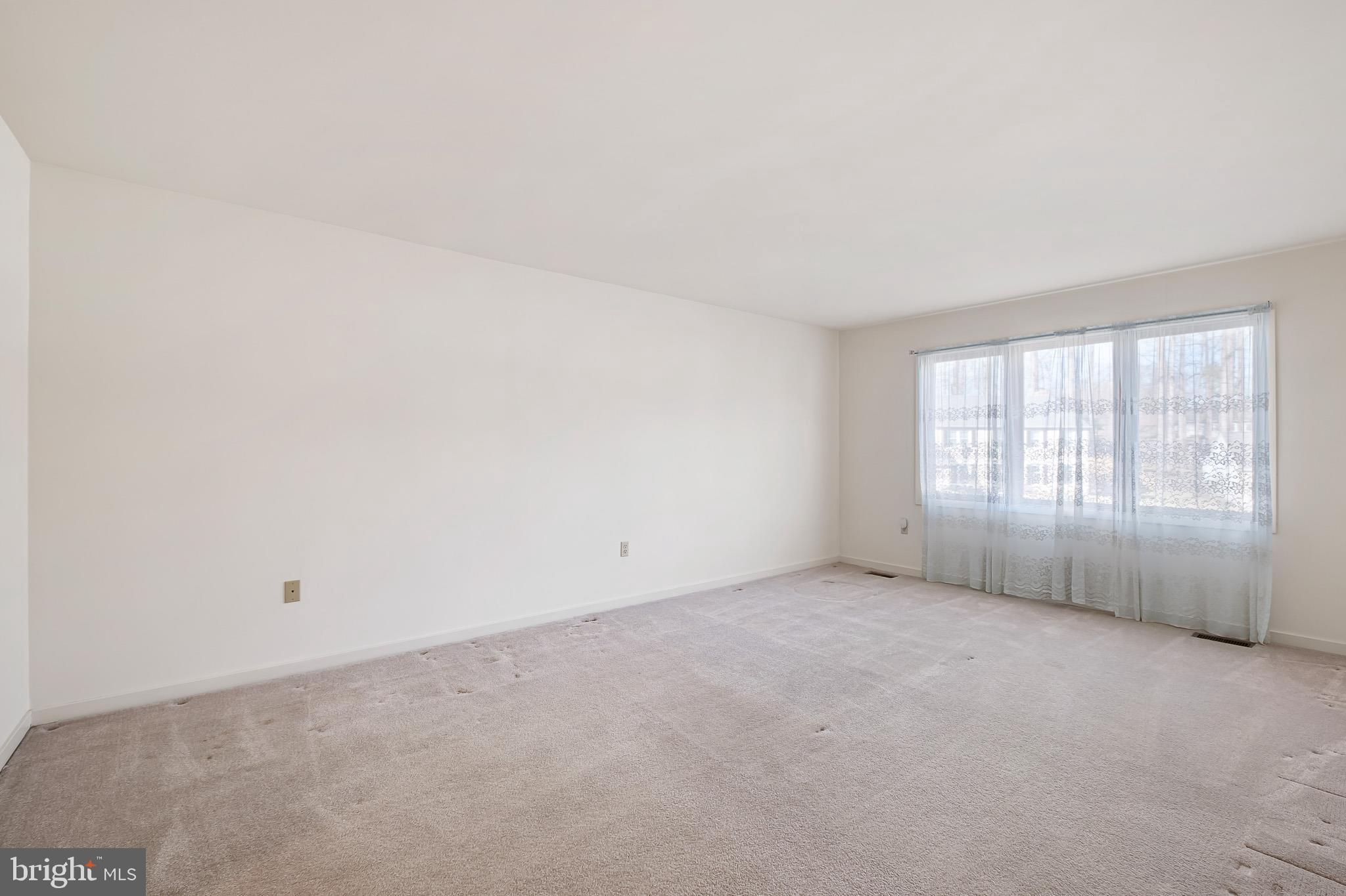 LIMESTONE HILLS - Residential