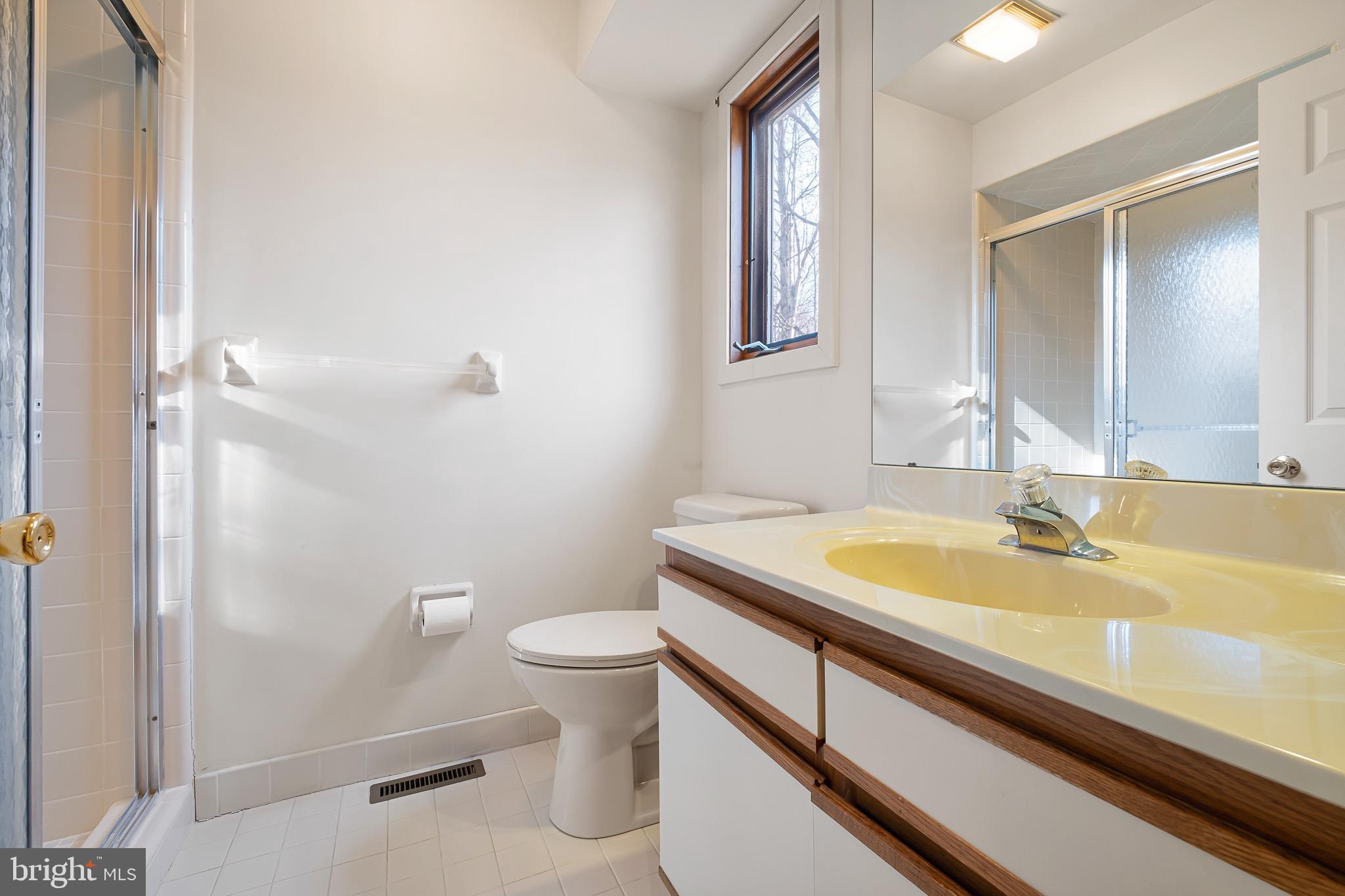 LIMESTONE HILLS - Residential