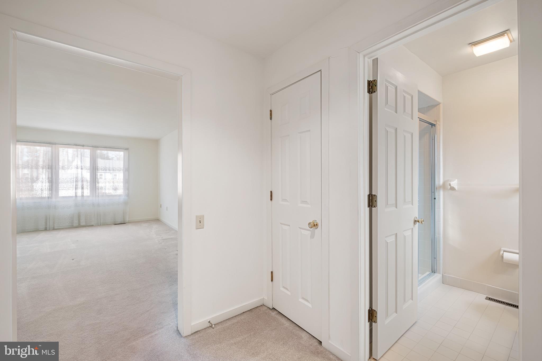 LIMESTONE HILLS - Residential