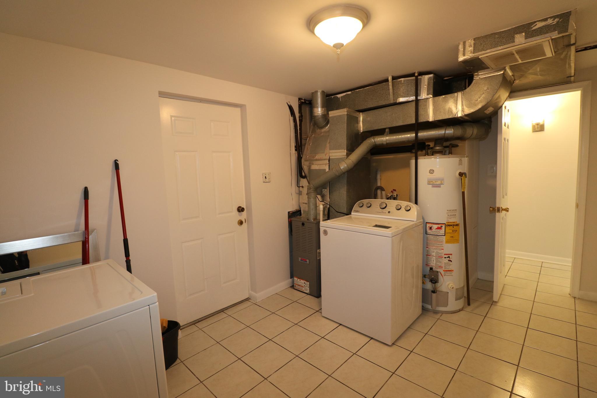 DALE CITY - Residential