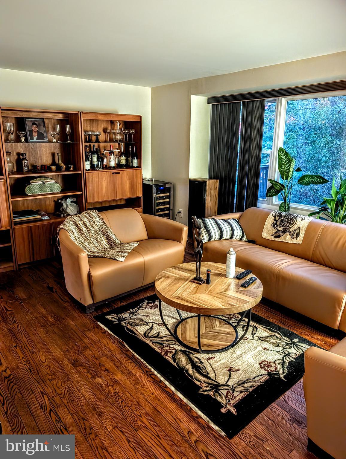 LONGFELLOW - Residential