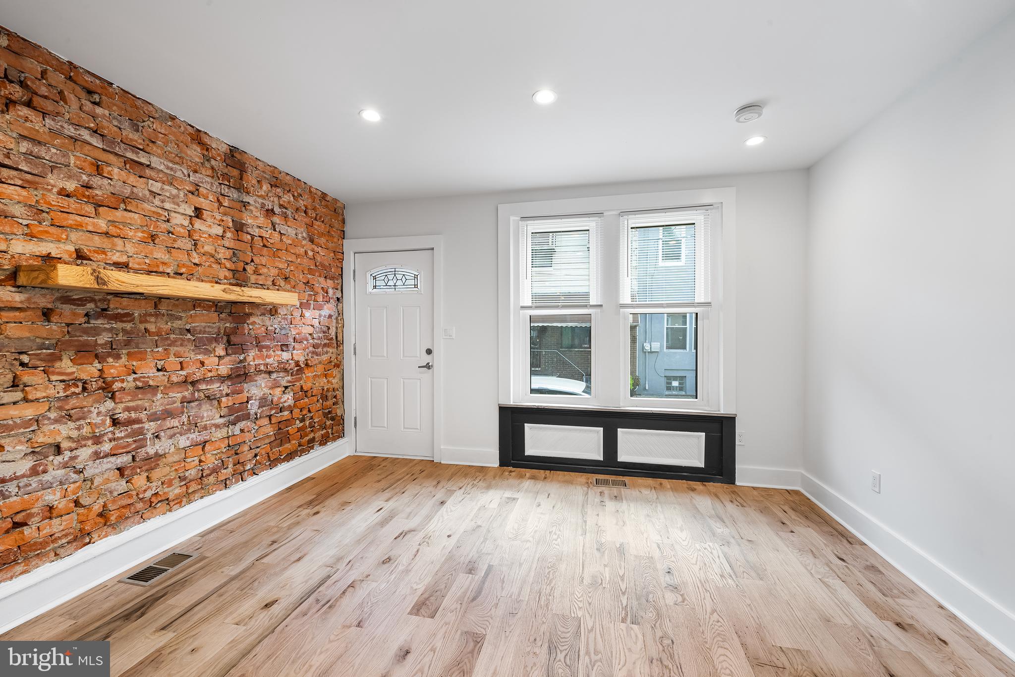 POINT BREEZE - Residential