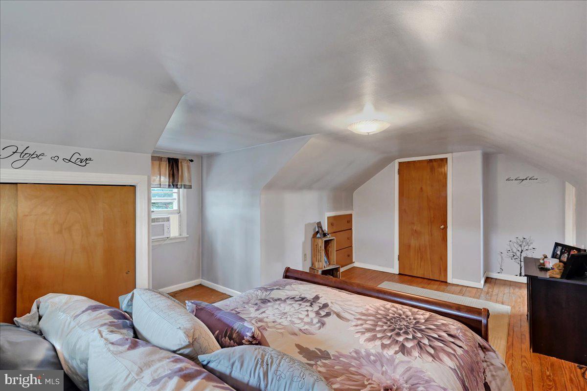 SPRING GROVE BORO - Residential