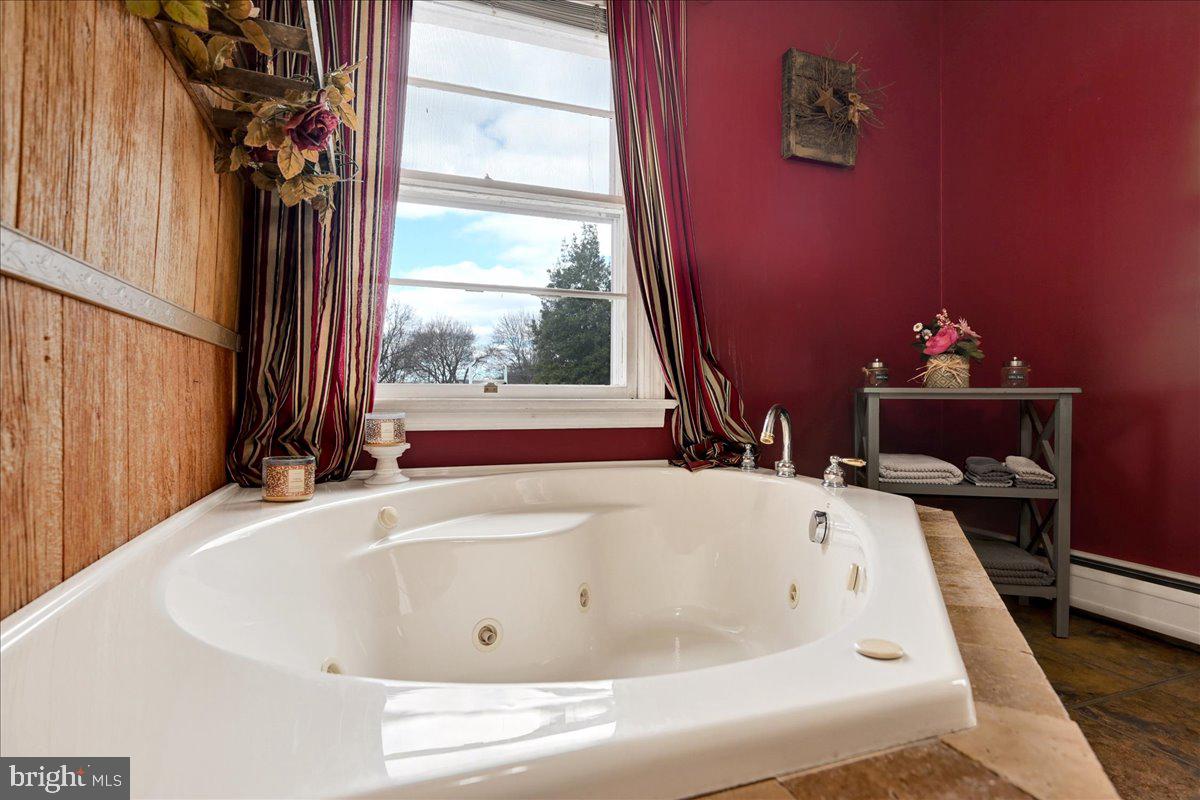 SPRING GROVE BORO - Residential