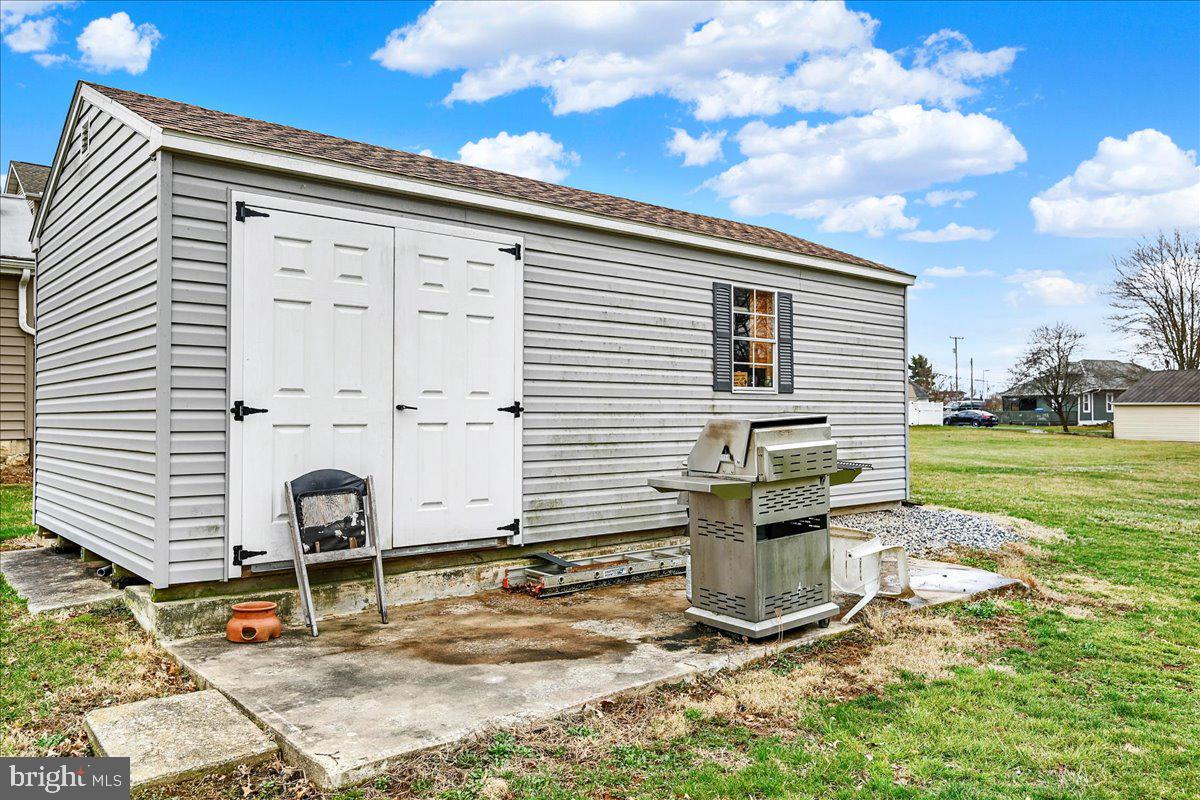 SPRING GROVE BORO - Residential