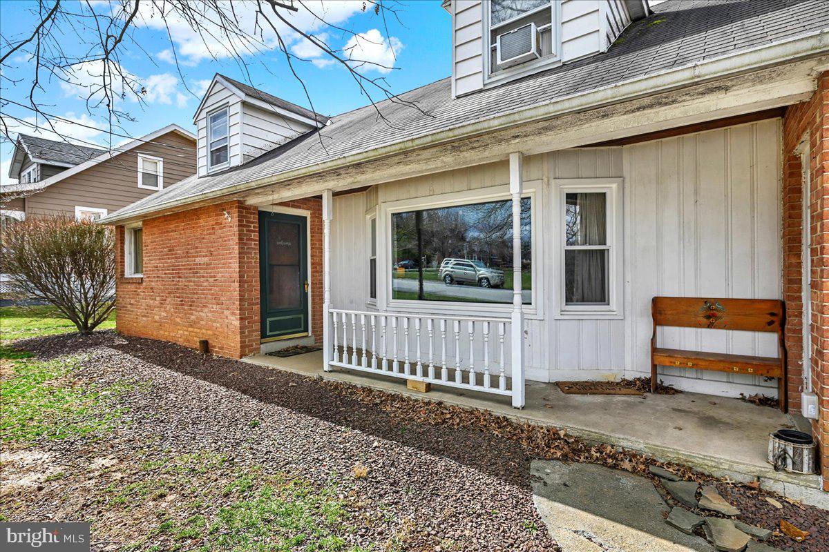 SPRING GROVE BORO - Residential