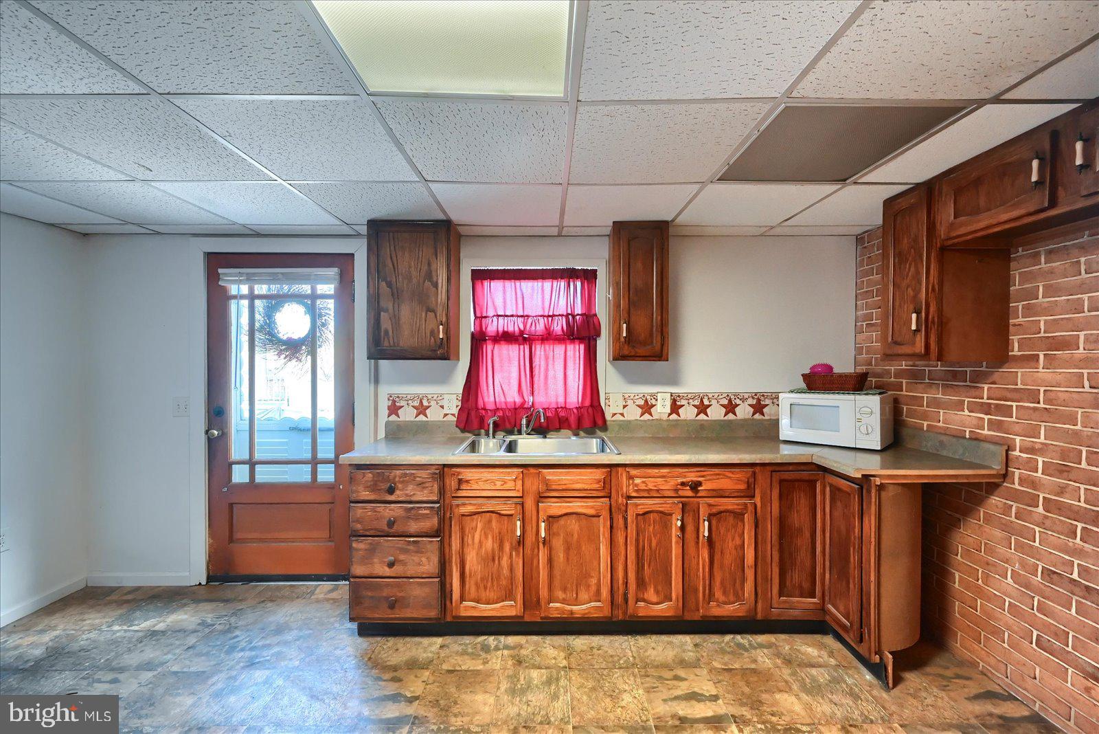 SPRING GROVE BORO - Residential