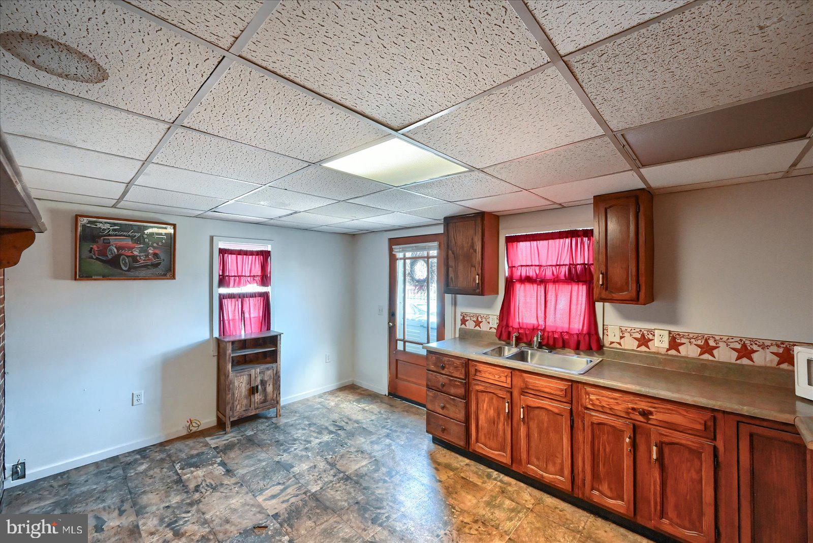 SPRING GROVE BORO - Residential