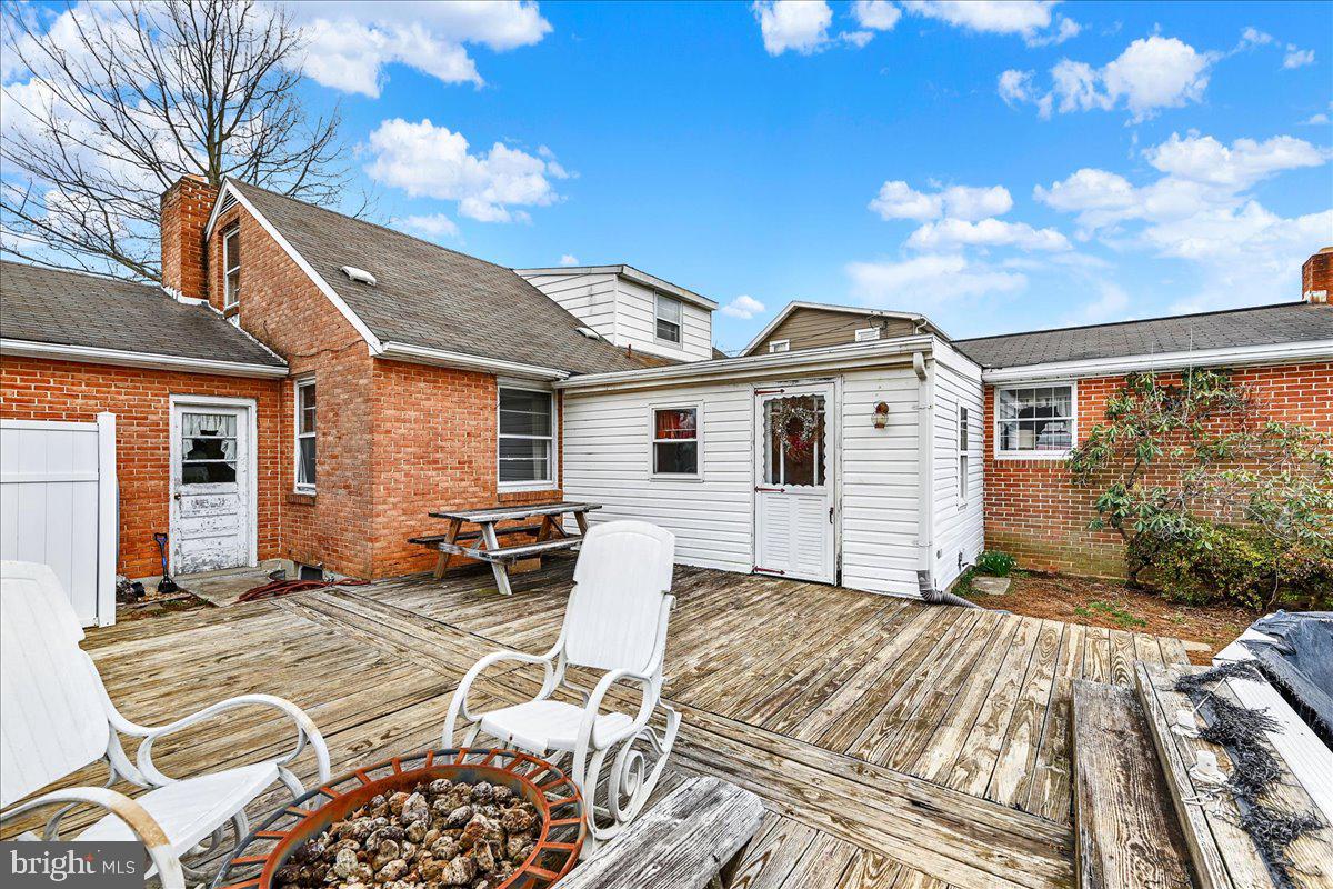 SPRING GROVE BORO - Residential