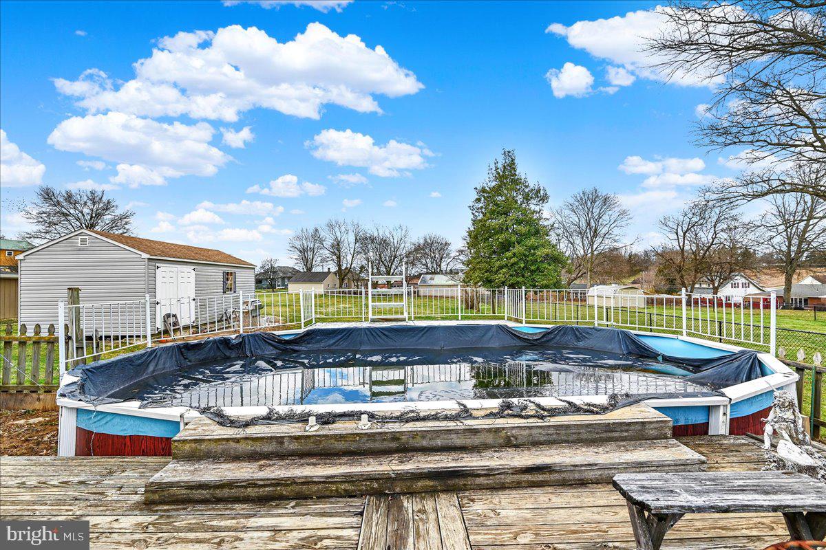 SPRING GROVE BORO - Residential