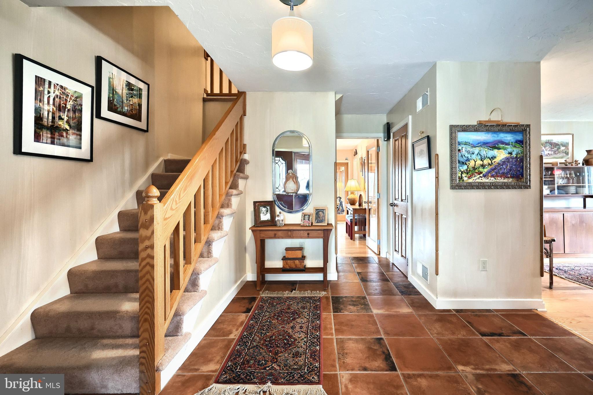 10 WHITE OAK TRAIL
