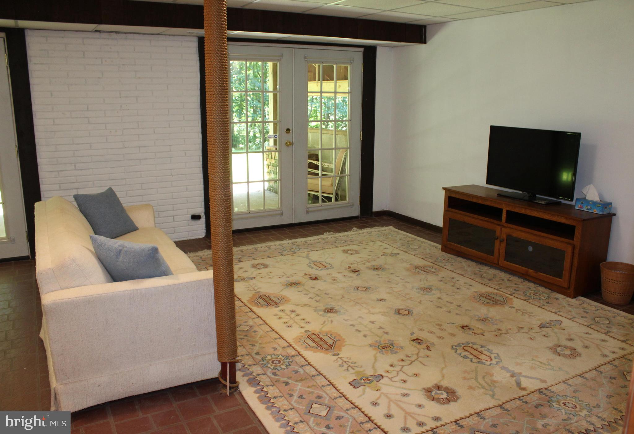 GLADMAR - Residential